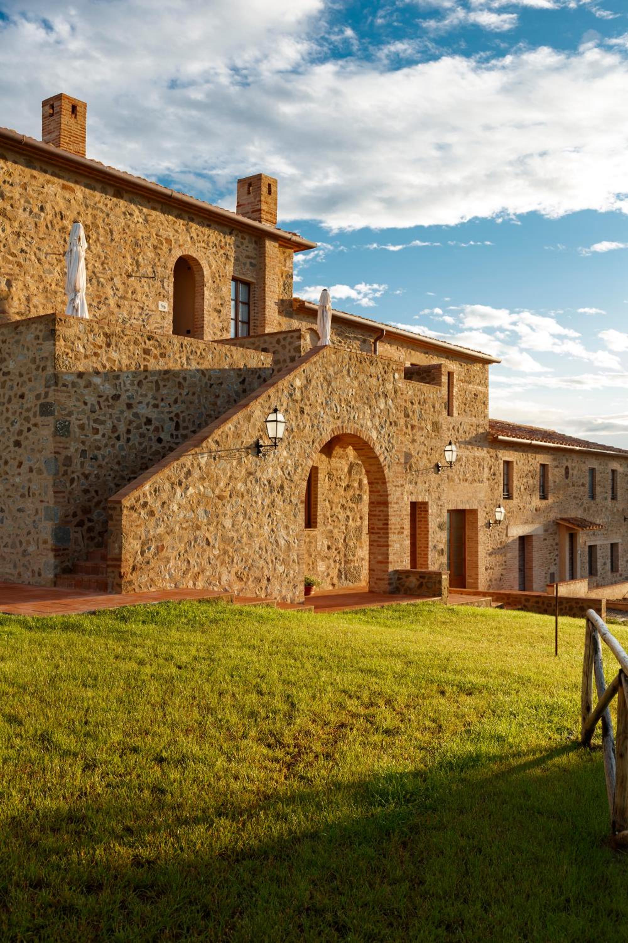 Wine Relais In Montecucco - ColleMassari Hospitality
