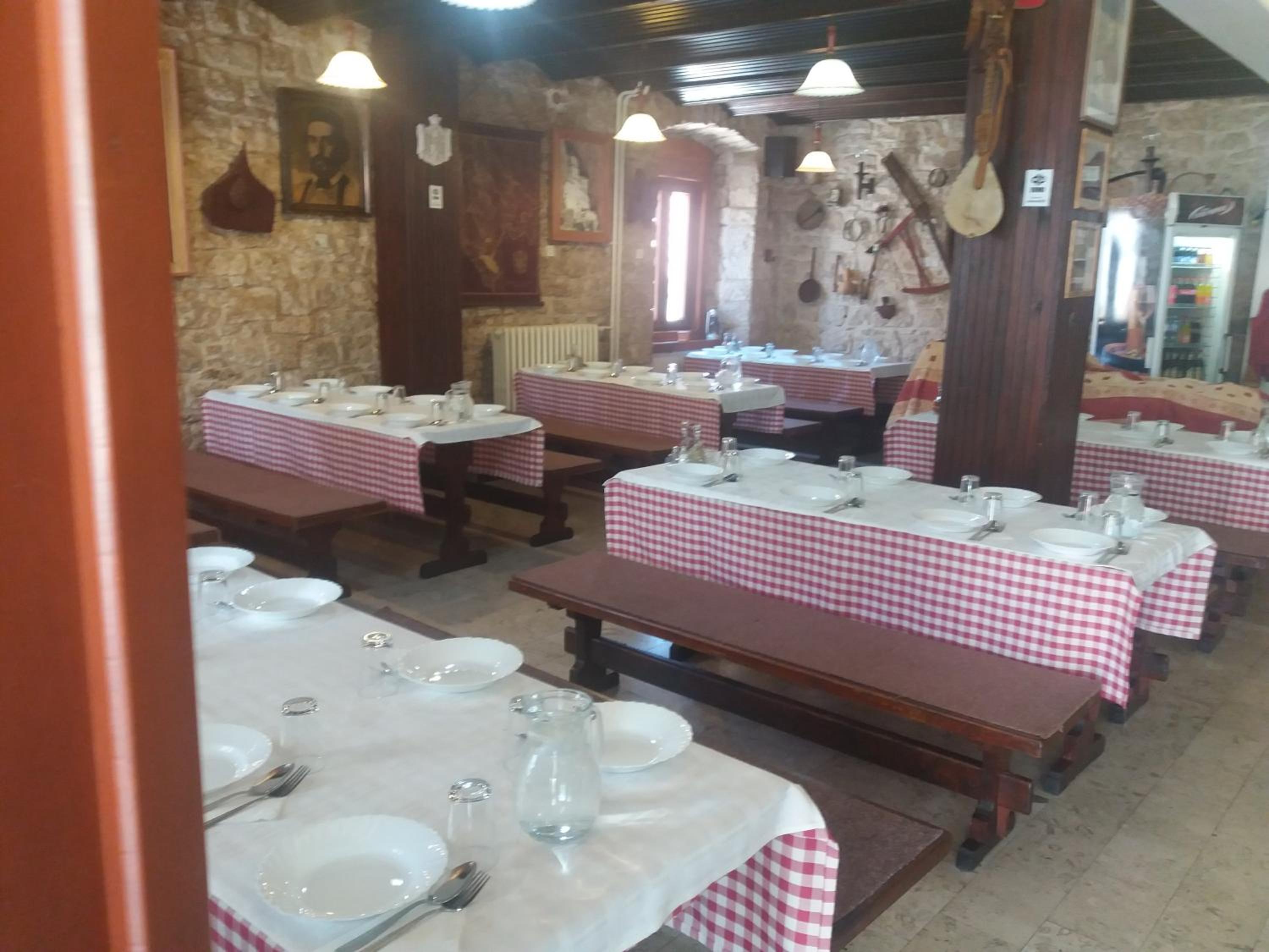 BNB Njeguska sijela view 4
