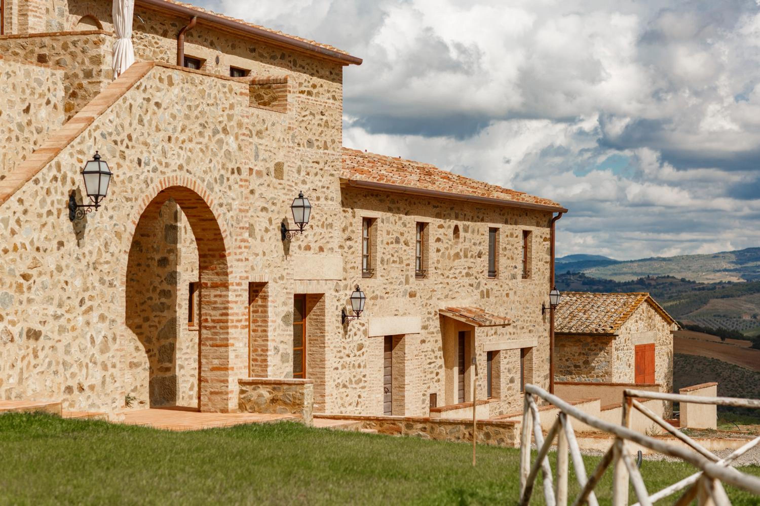 Wine Relais In Montecucco - ColleMassari Hospitality