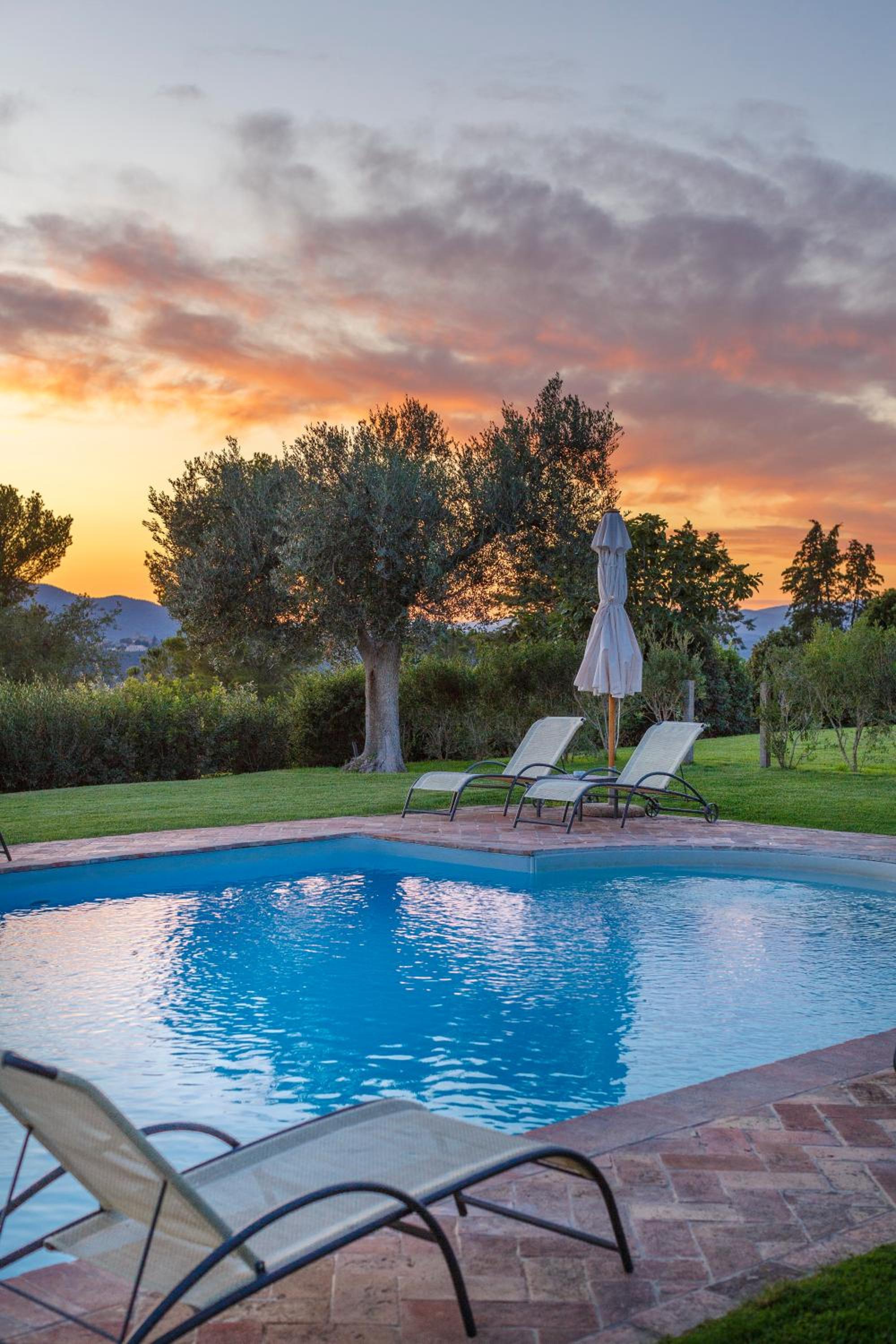 Wine Relais In Montecucco - ColleMassari Hospitality