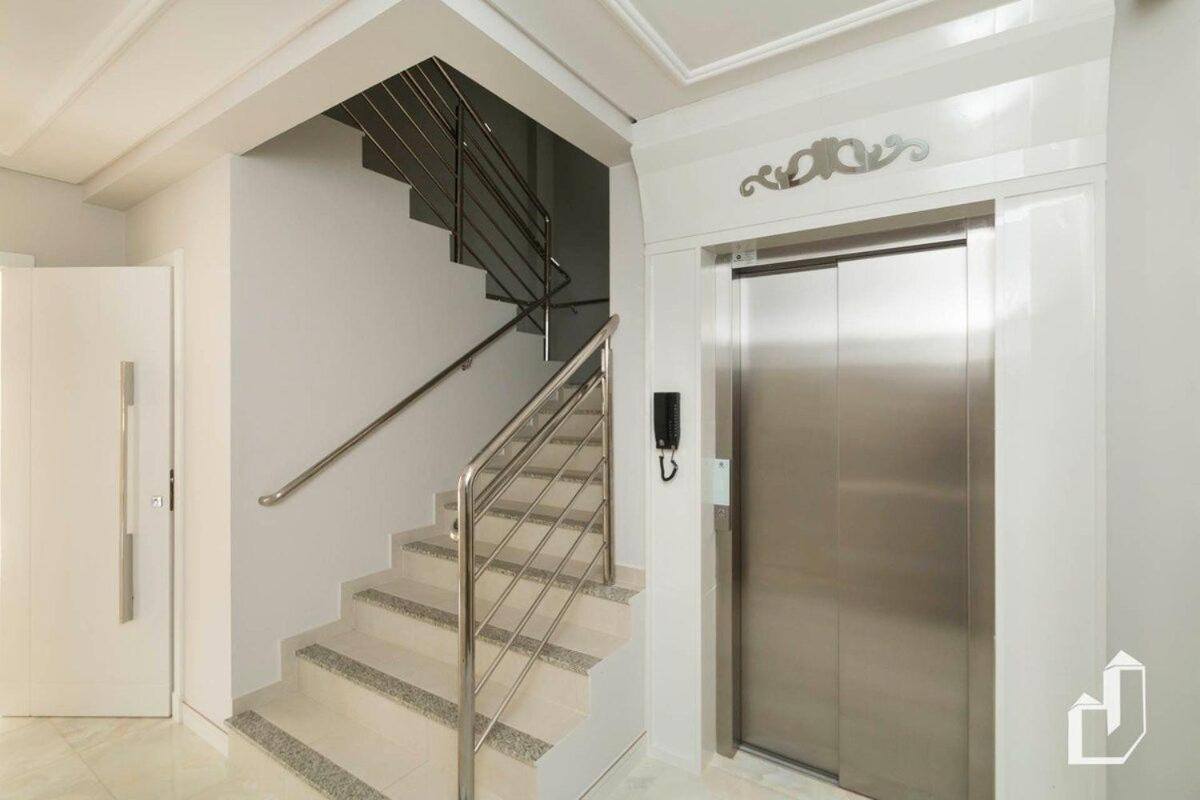 Cobertura Duplex com jacuzzi aquecida