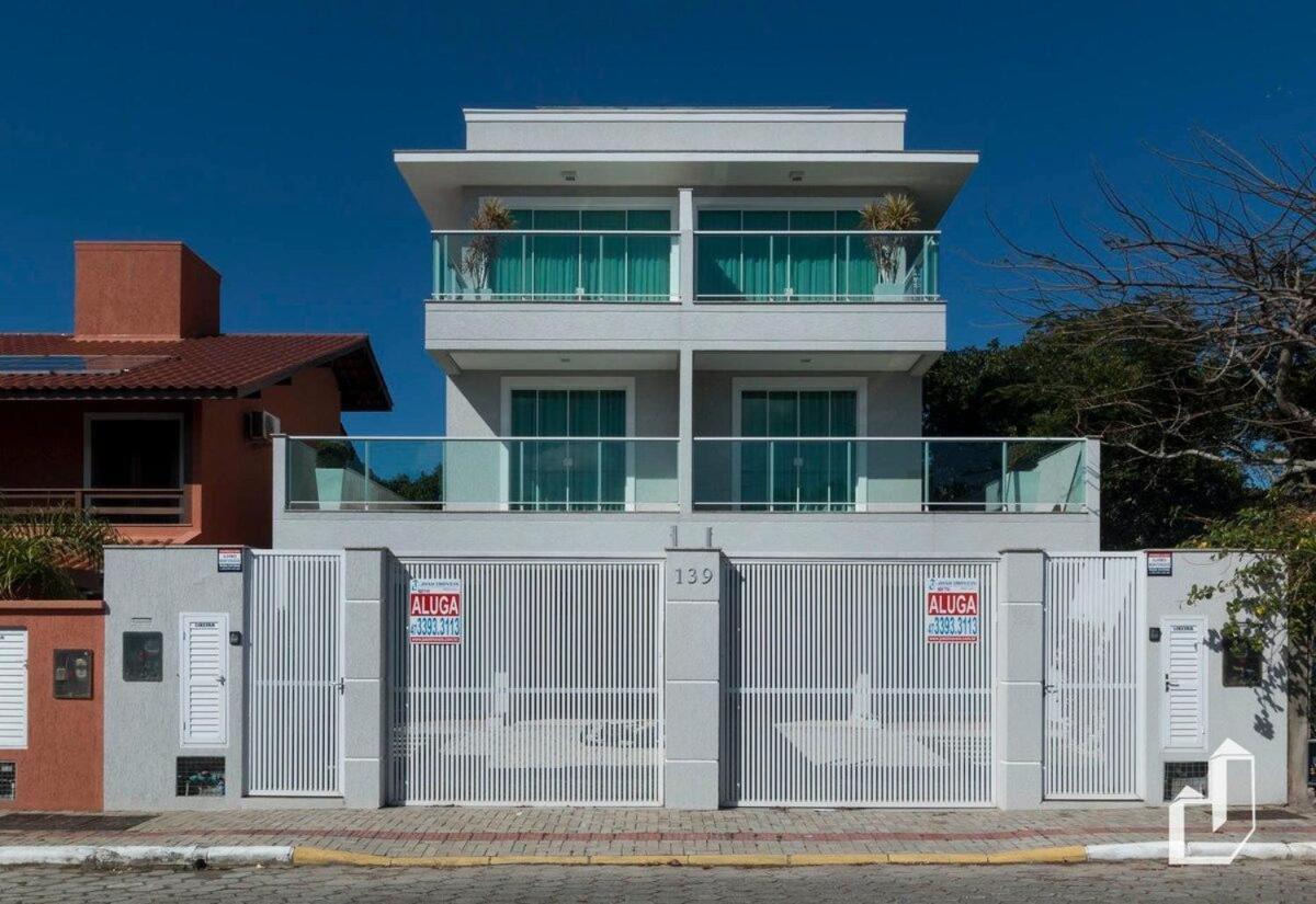 Triplex com 03 suítes e hidromassagem
