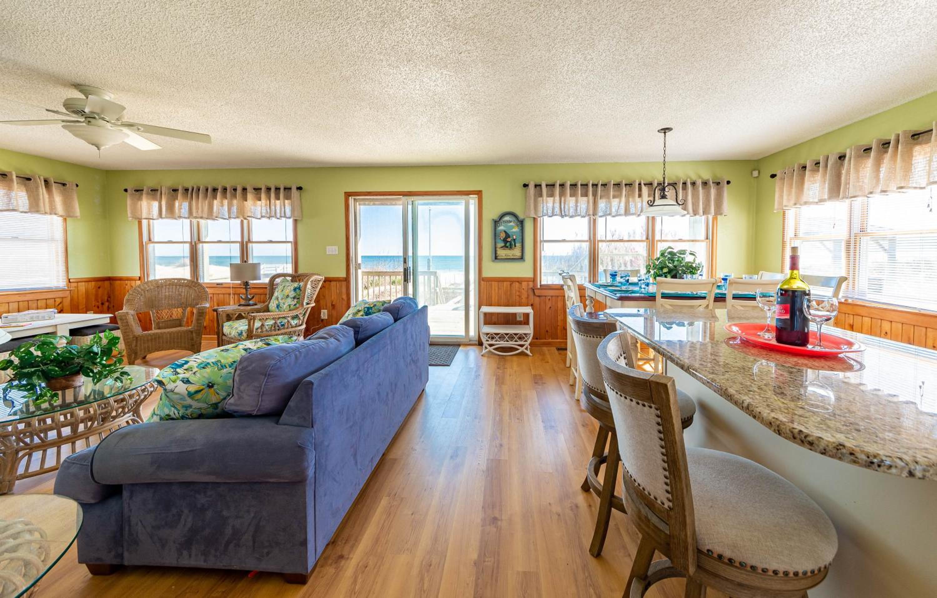 Pier Pleasure - S Nags Head MP 17, Oceanfront, Private Beach Access, Ocean View, Fireplace view 5