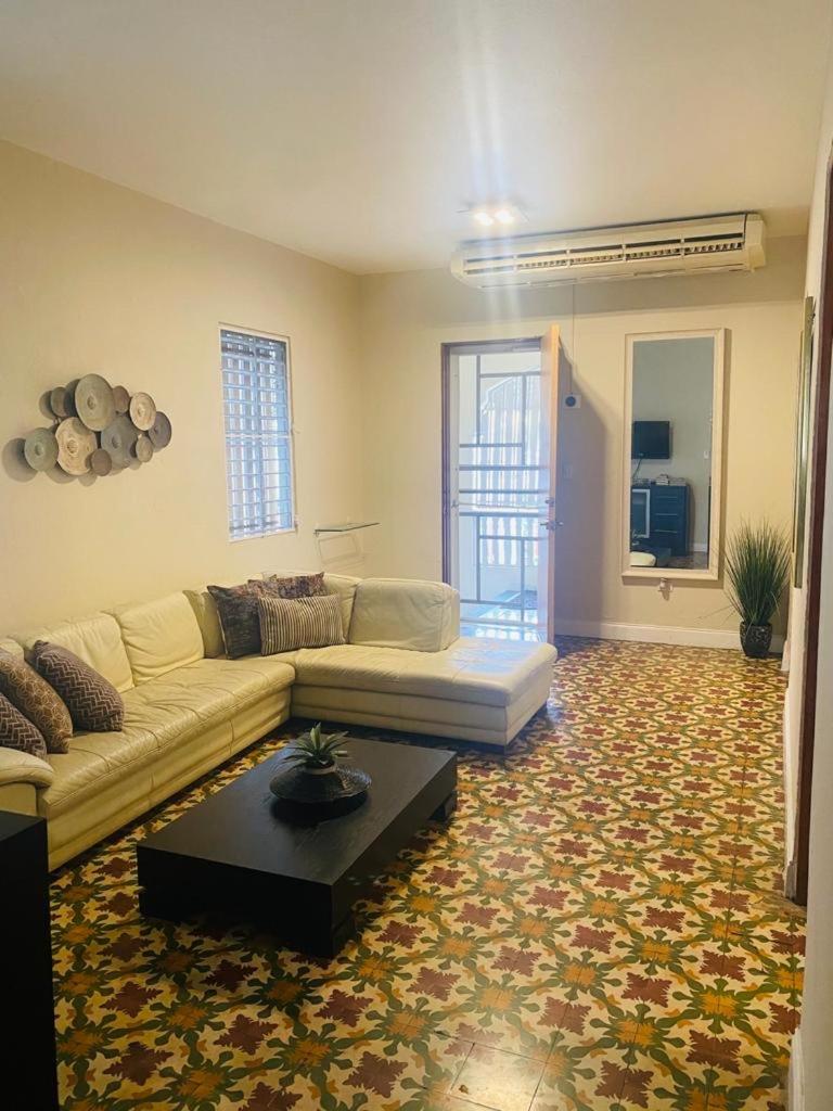 Calle Hollanda 3 Bedroom Home - Property Image 38