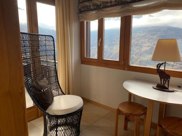Eanta SUNNY & MOUNTAIN chalet 10 pers by Alpvision Résidences view 3