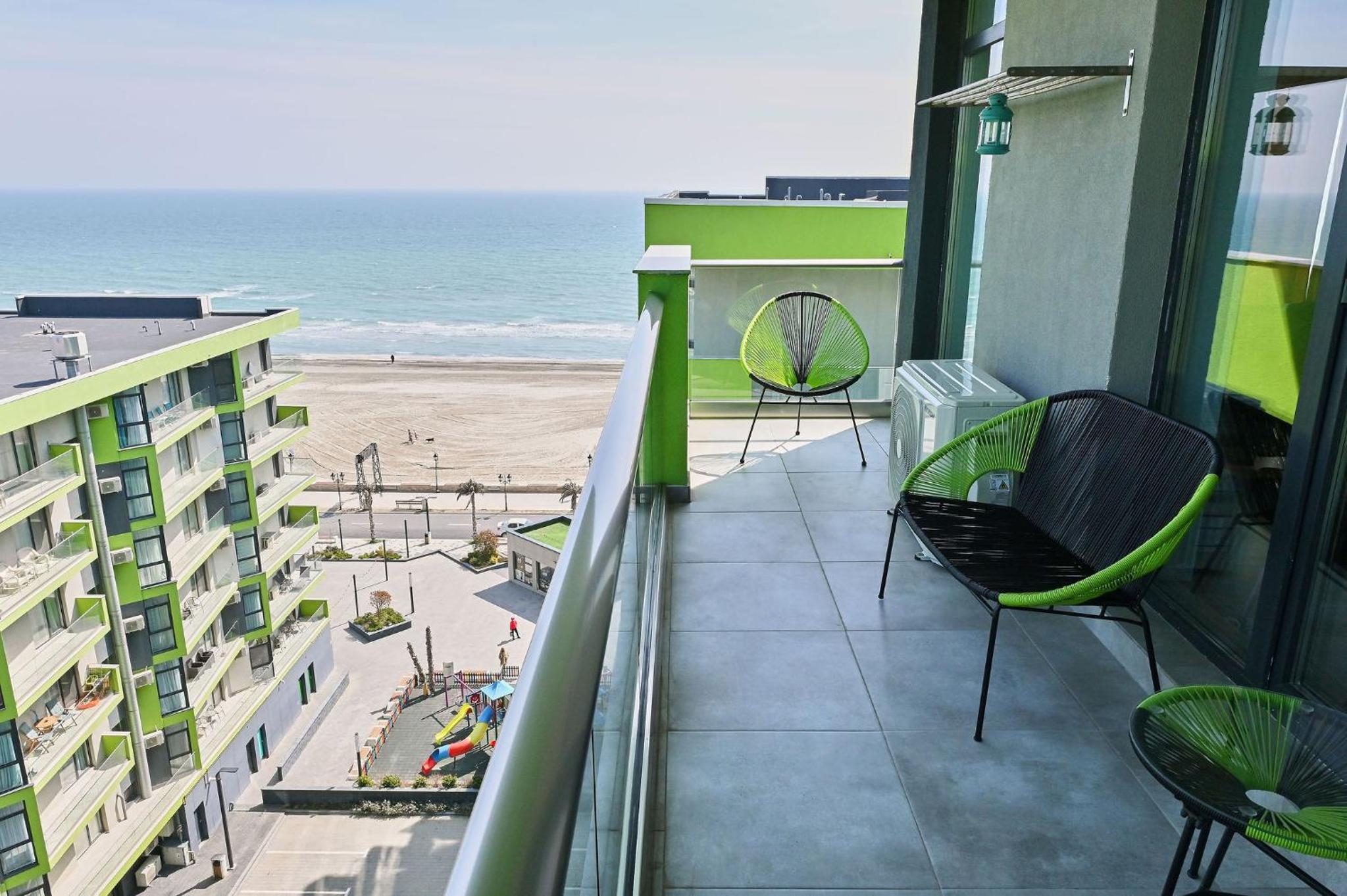 Diamond Sea View 2BR Apartment - Spa n Pools Resort view 3