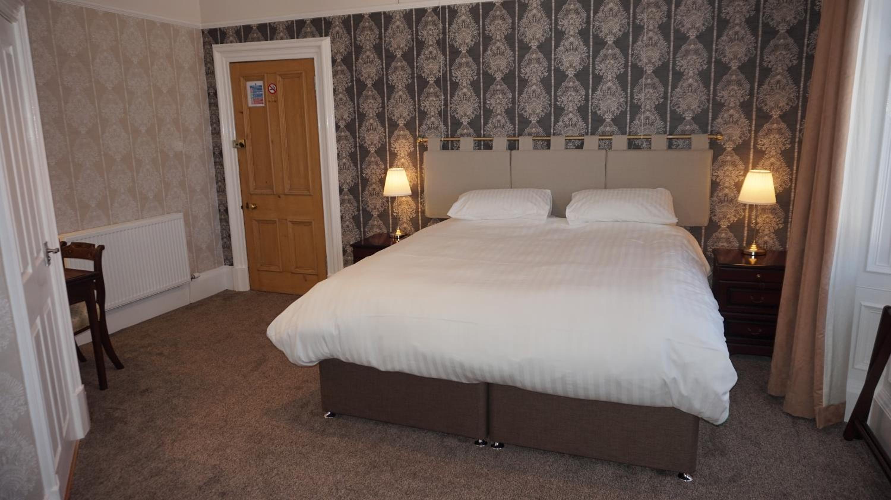 Lindean Guest House view 3