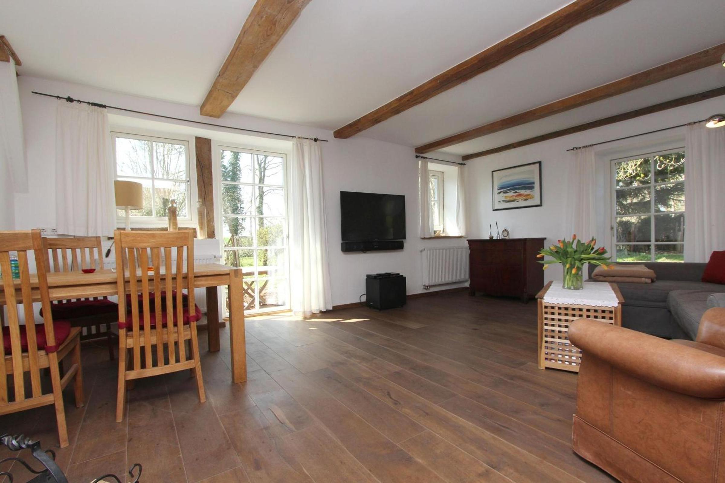 F-1081 Ferienwohnung Pfarrhof in Garz view 3