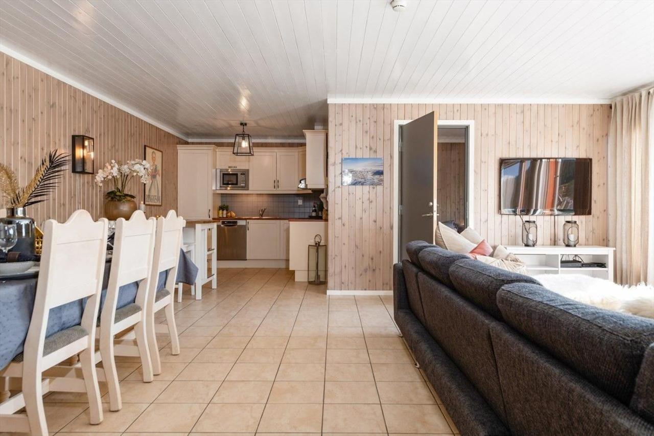In the middle of Trysilfjellet - Welcome Center - Apartment with 3 bedrooms - By bike arena and ski lift view 4