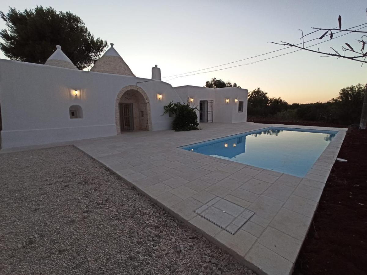 Trullo Le Cicale with pool photo 2