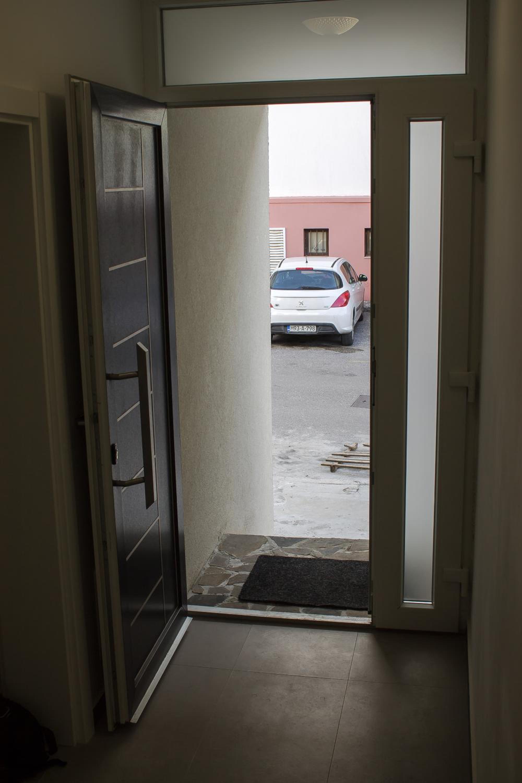 Photo 37