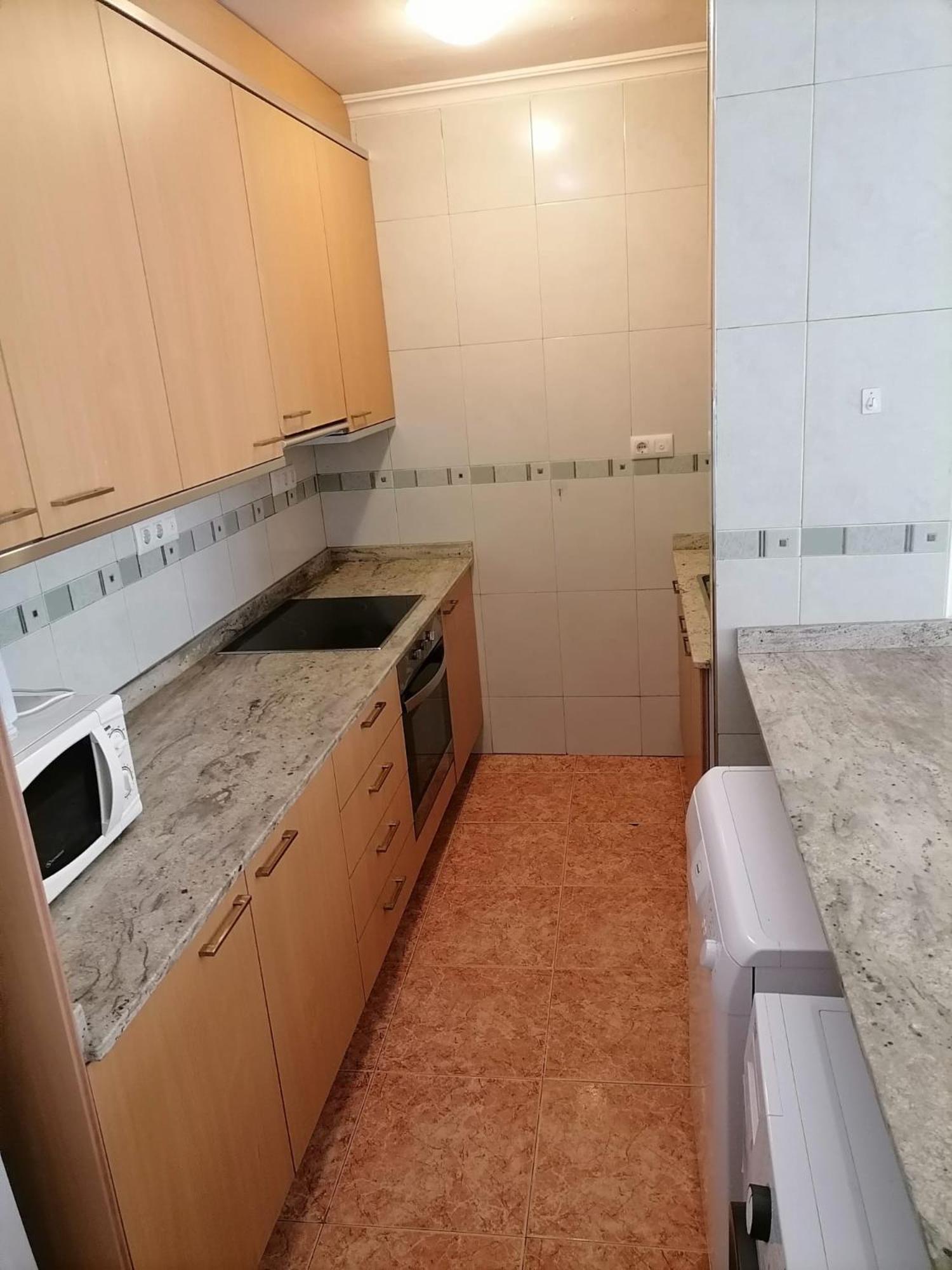Urbanización Bahía Mar con piscina