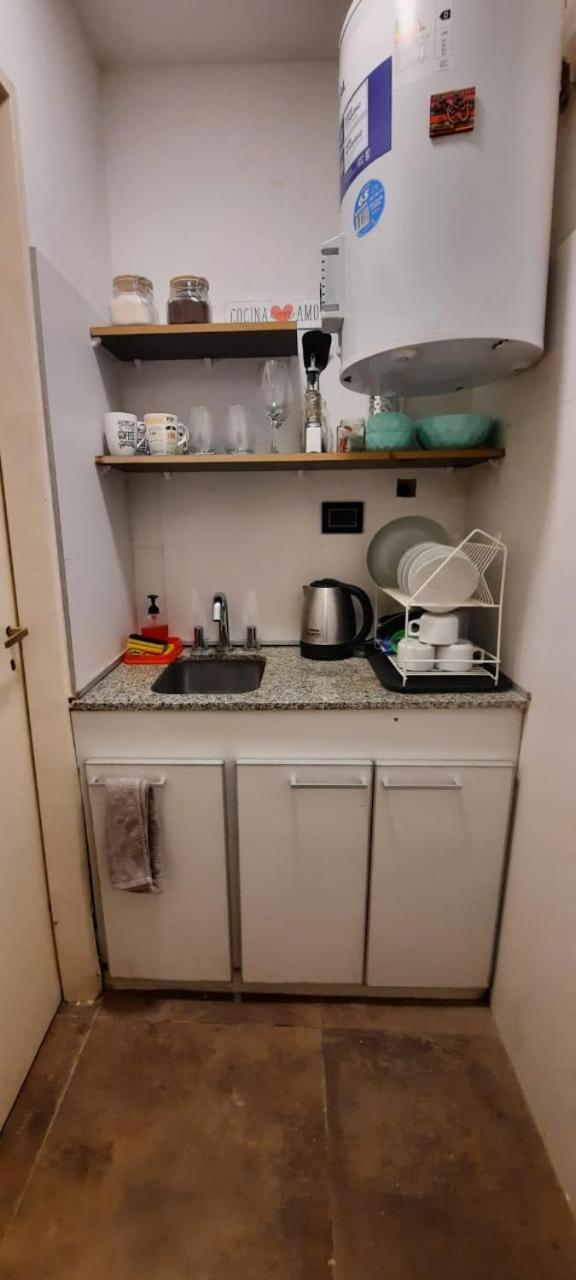 DEPARTAMENTO MODERNO ENTERO / EQUIPADO - EXCELENTE UBICACION