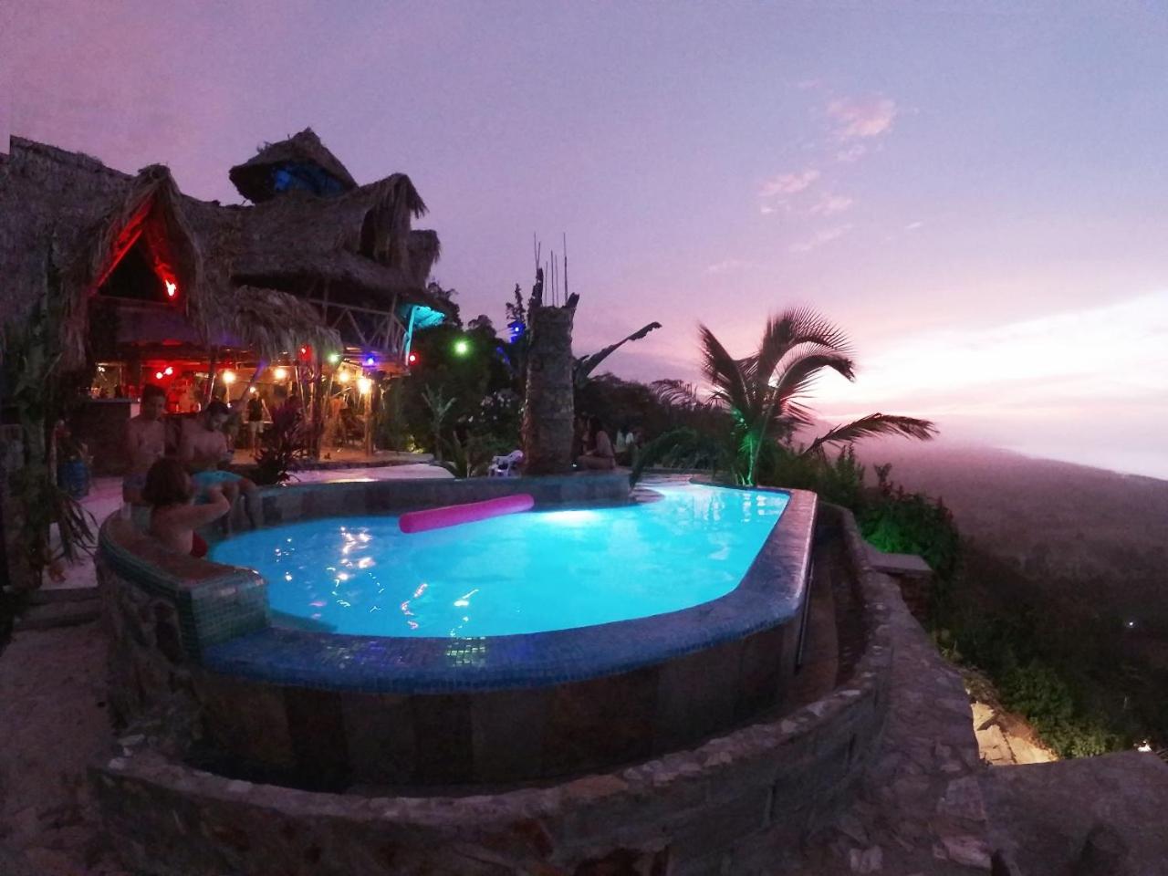 Puerto Alto Hostel
