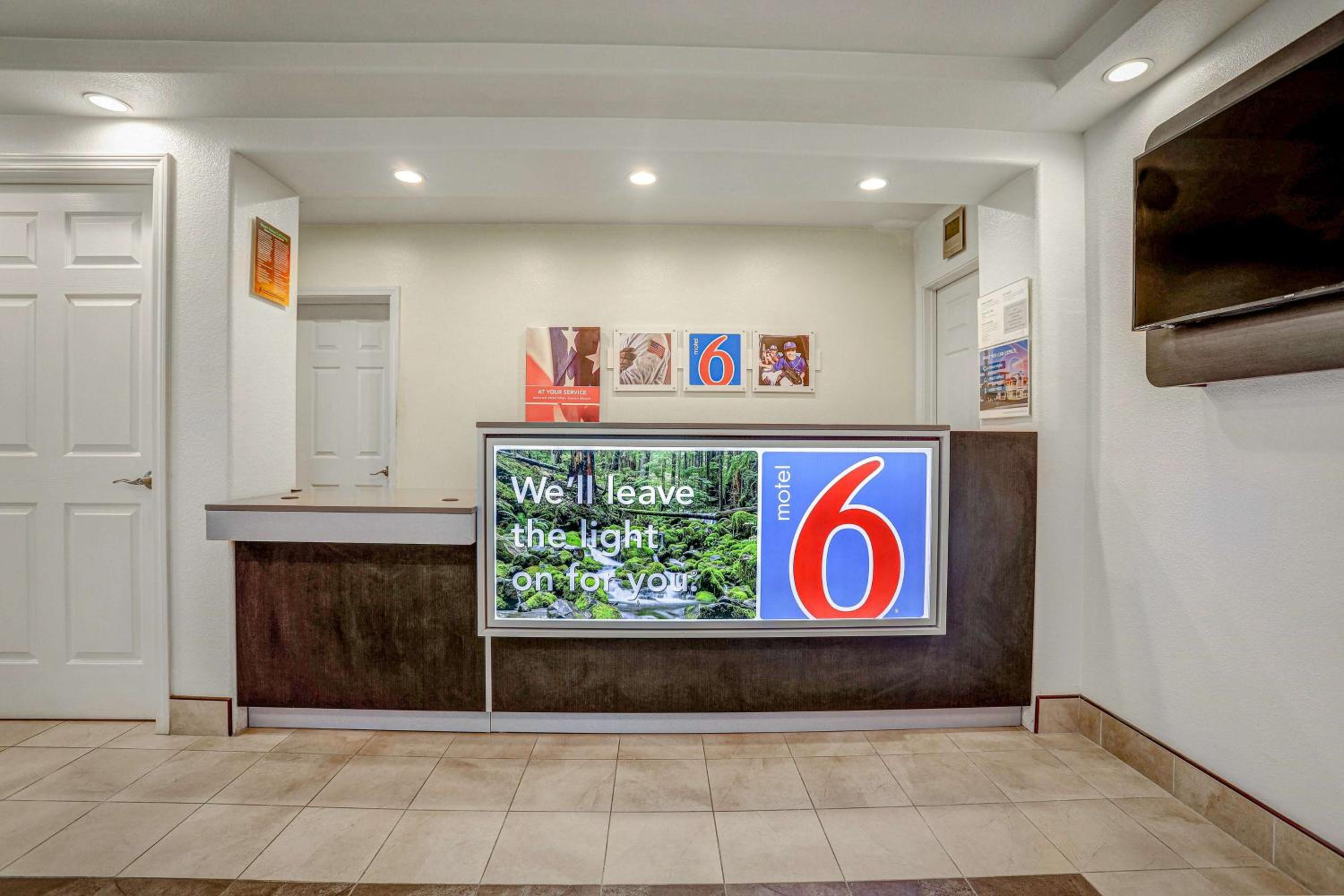 Motel 6-Marysville, CA - Property Image 3