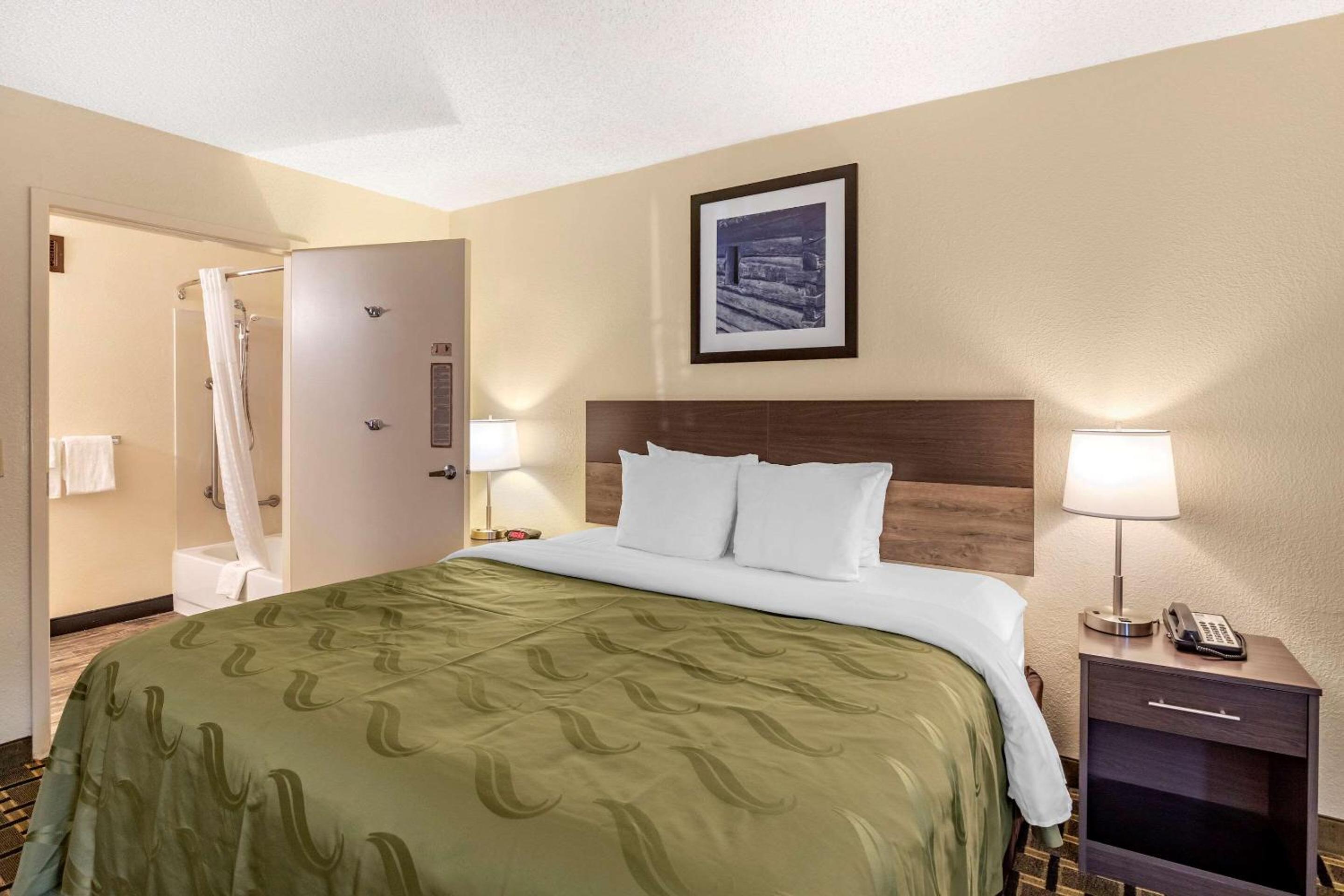 Quality Inn Duluth - Atlanta Northeast view 5