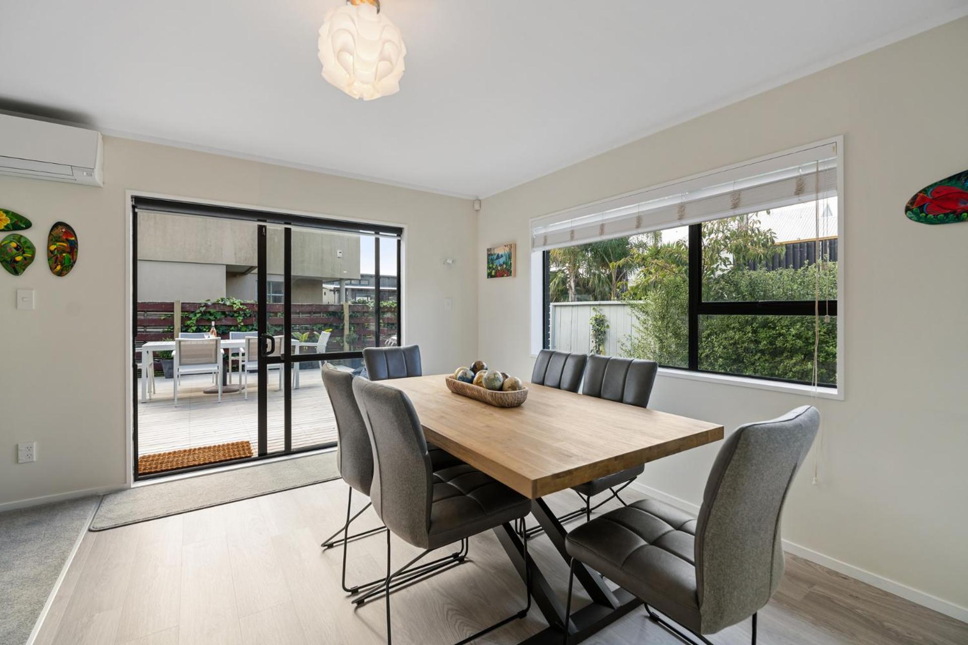 Oceanbeach Rendezvous - Mt Maunganui Holiday Home view 5