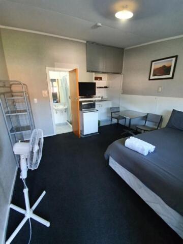 Oasis Motel & Holiday Park Turangi - Image 2