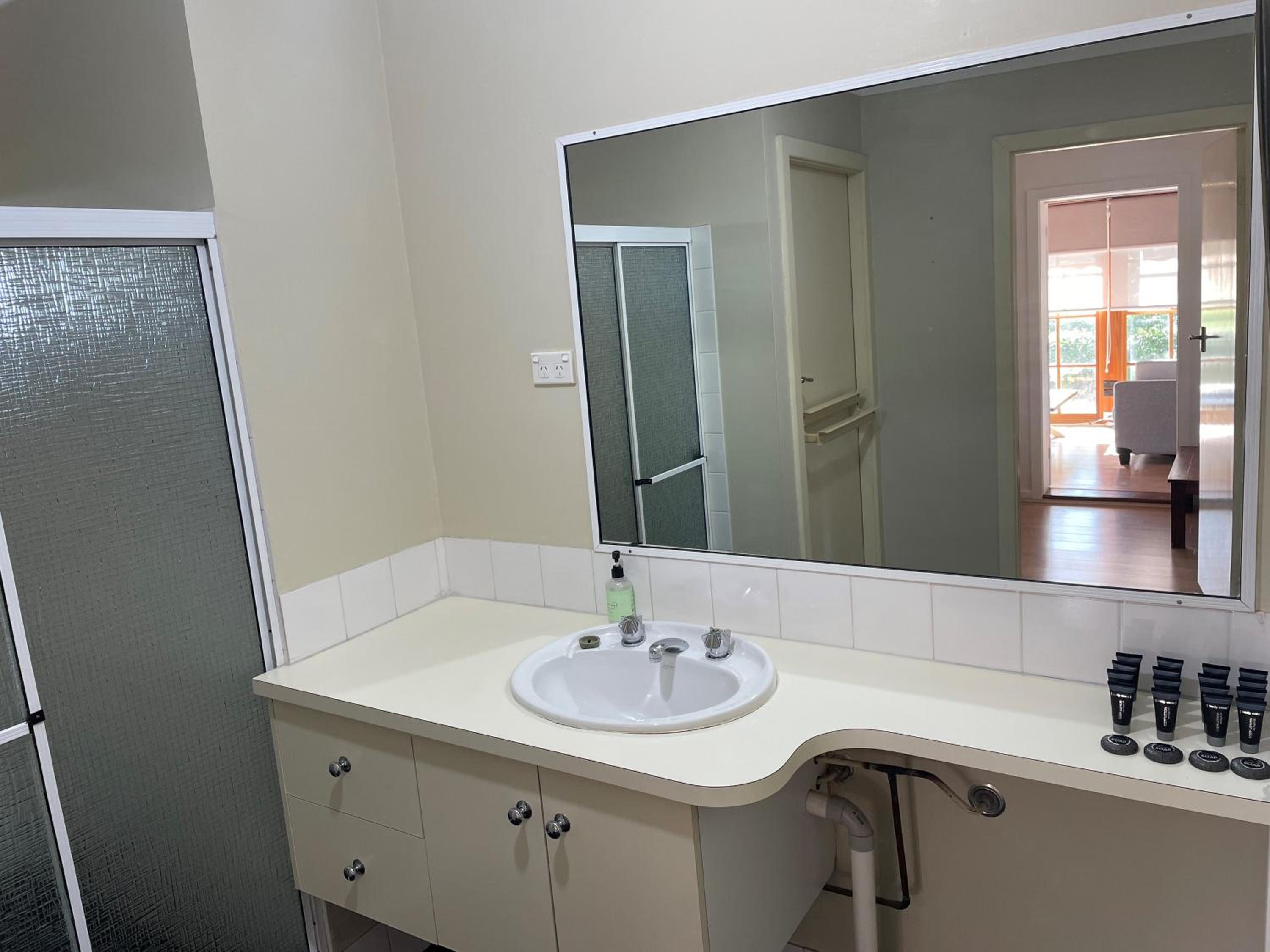 Blueberry Hill Vineyard Stay