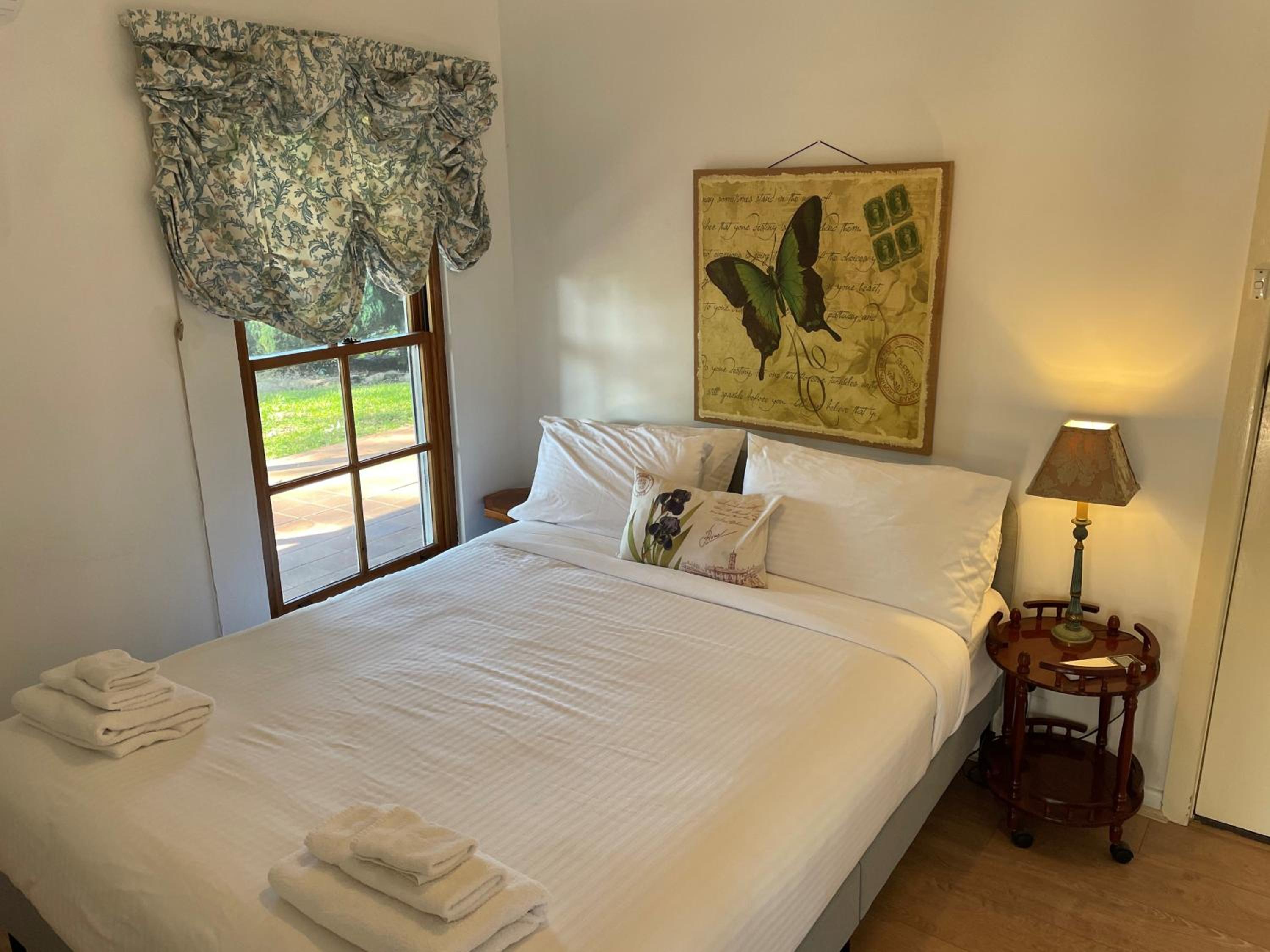 Blueberry Hill Vineyard Stay