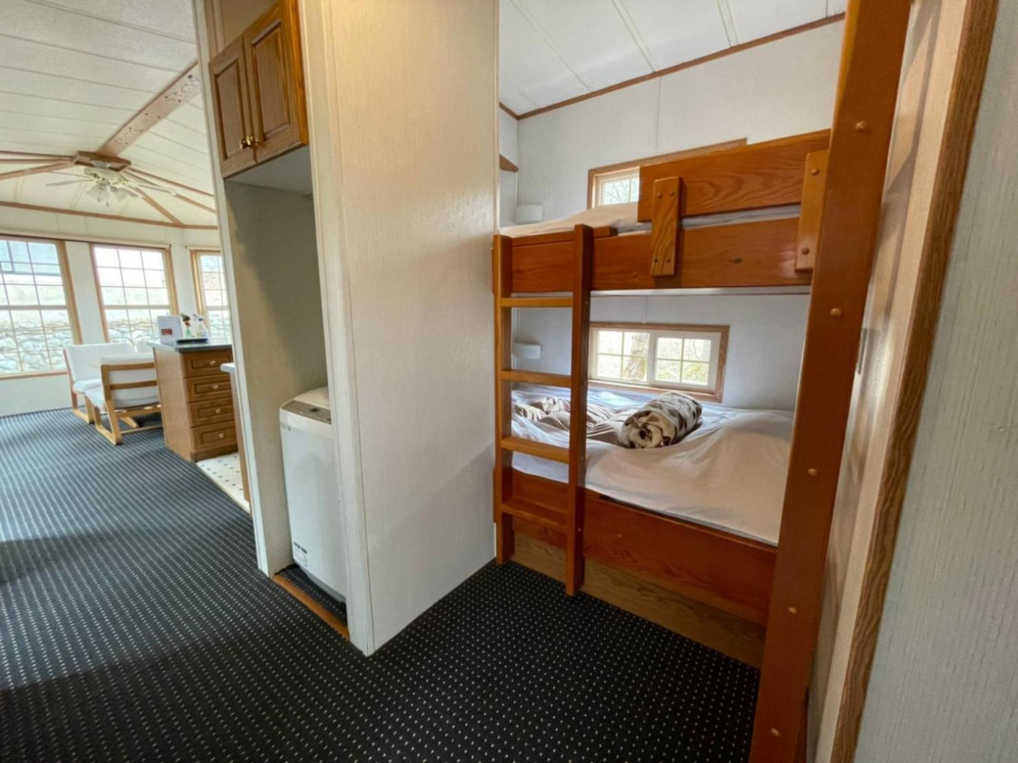 Hakuba Canadian Lodge