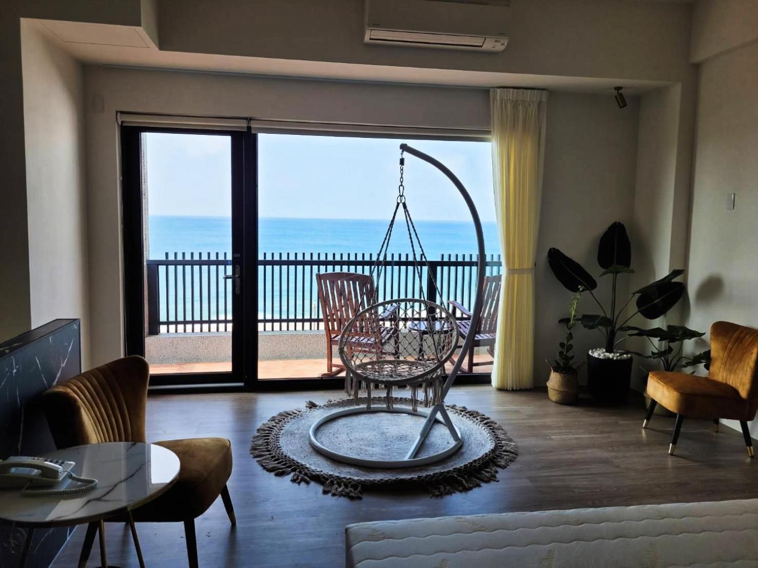 Beachcastle & Sea View Villa