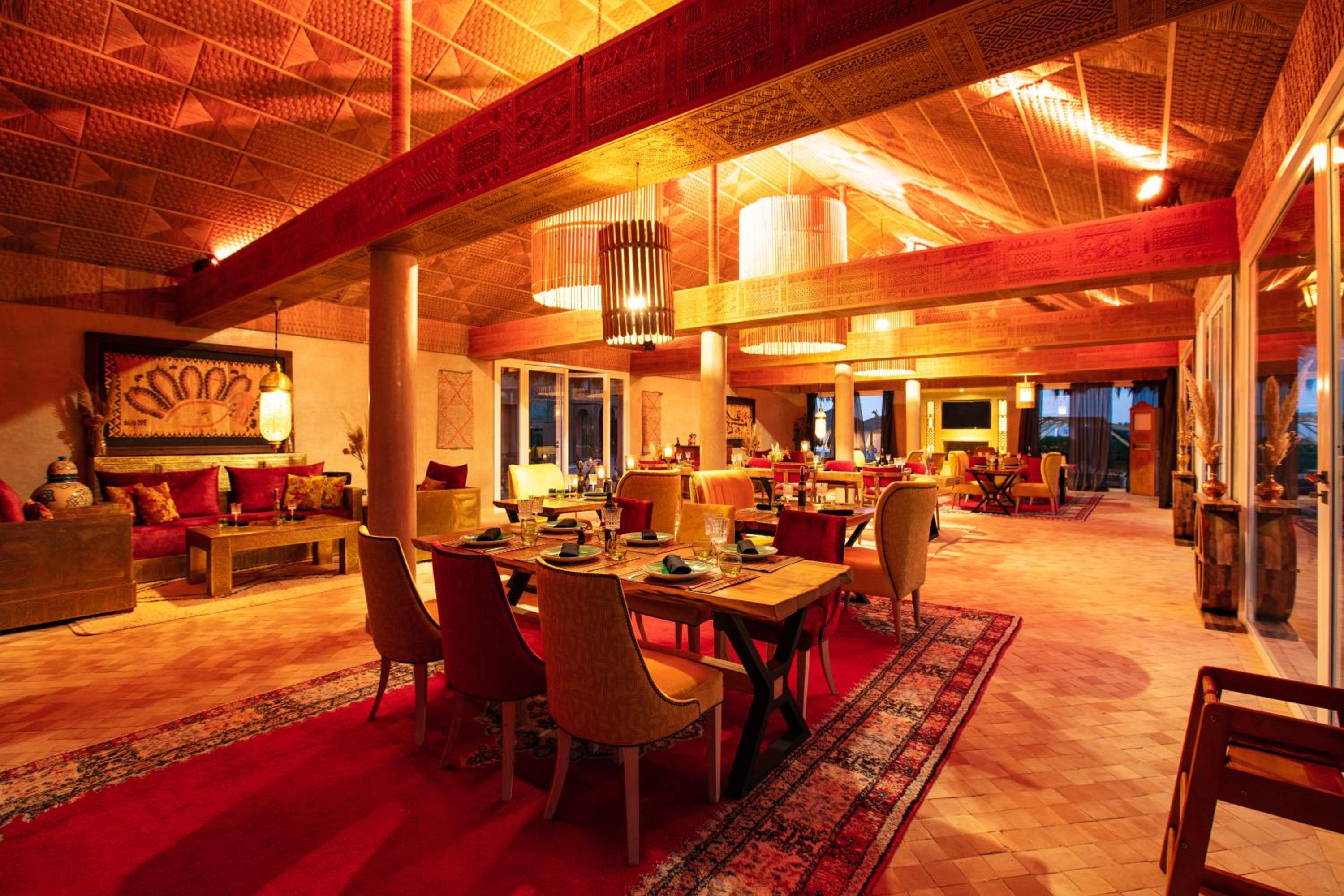 dining