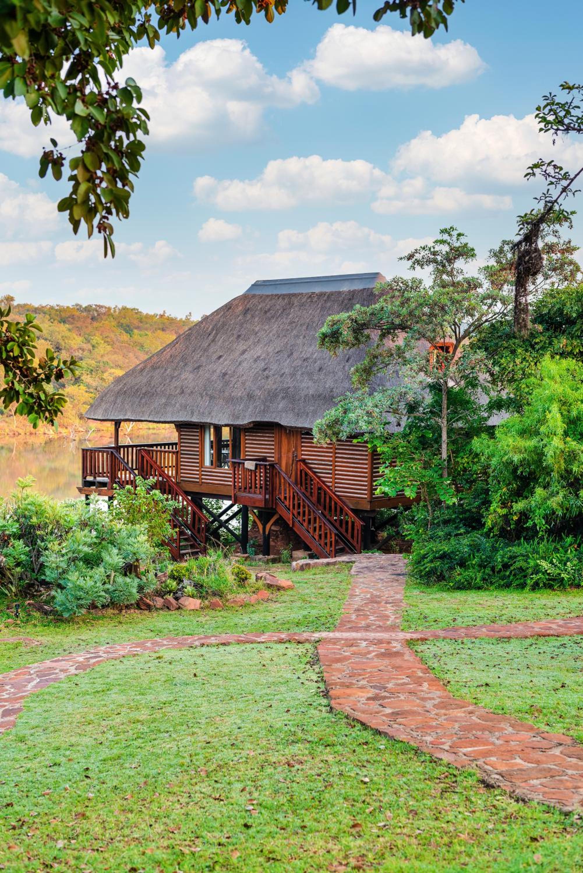 Valamanzi Lodge in Nyati Wilderness, photo 10