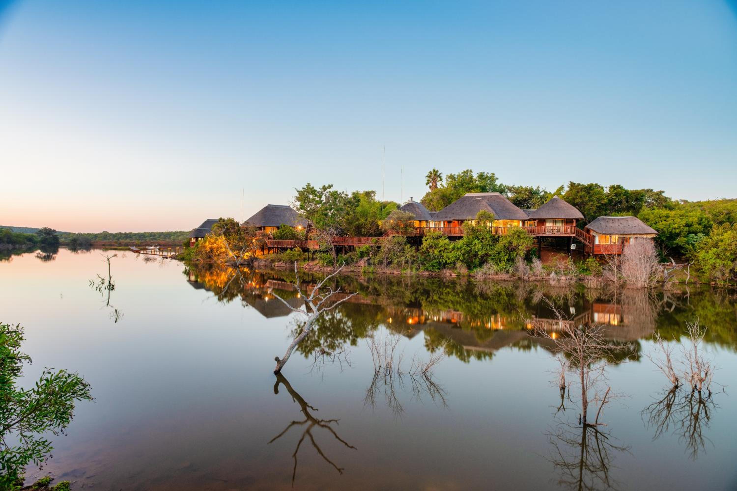 Valamanzi Lodge in Nyati Wilderness, photo 48