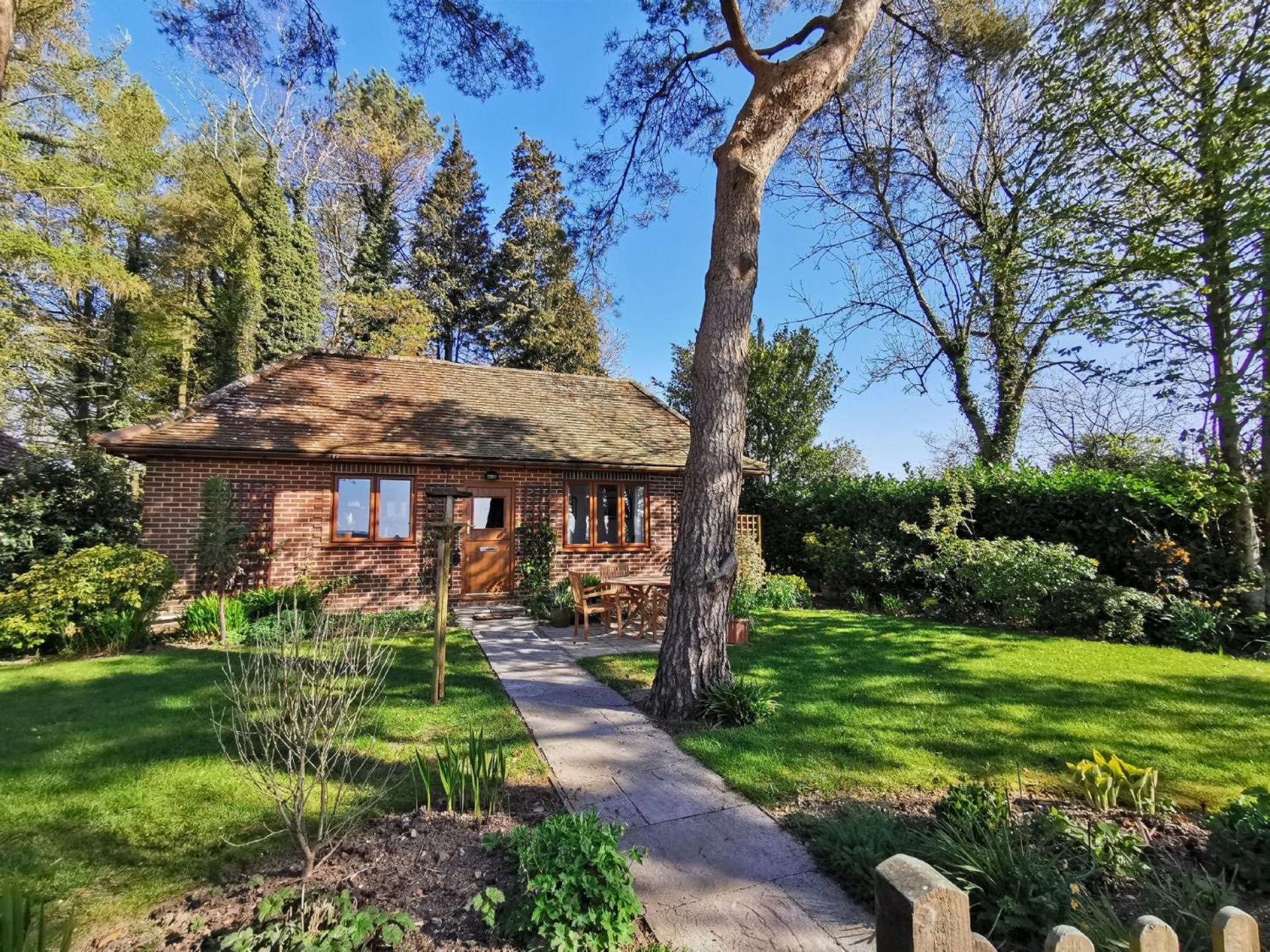 Wyndthorpe Cottage view 3
