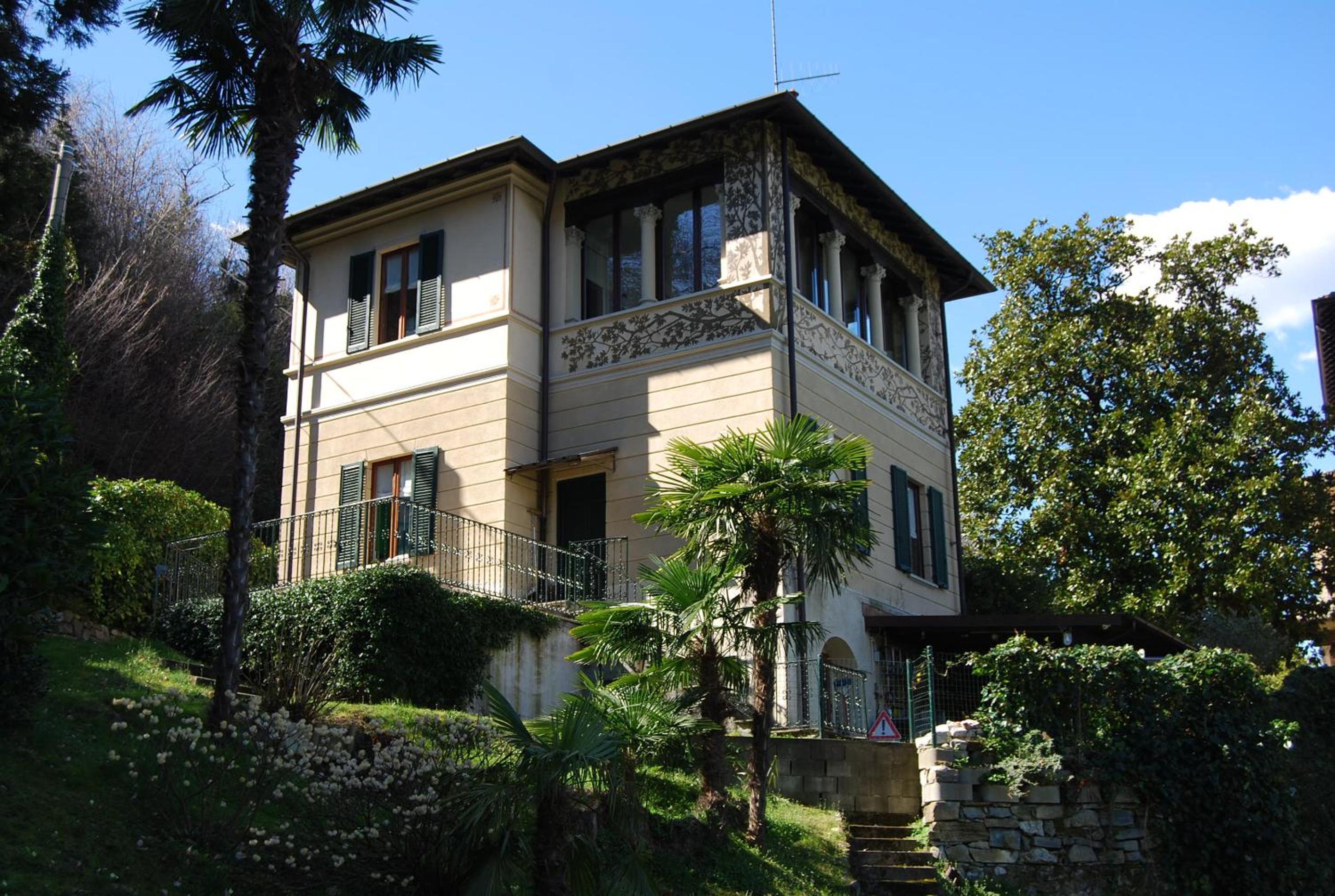 Villino Tarlarini view 4