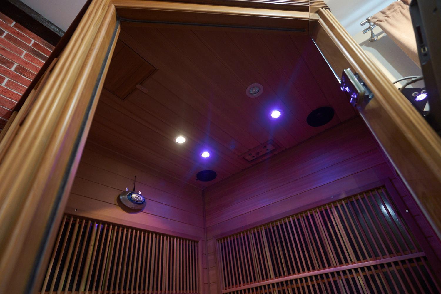Apartment on Pobeda 4 with sauna