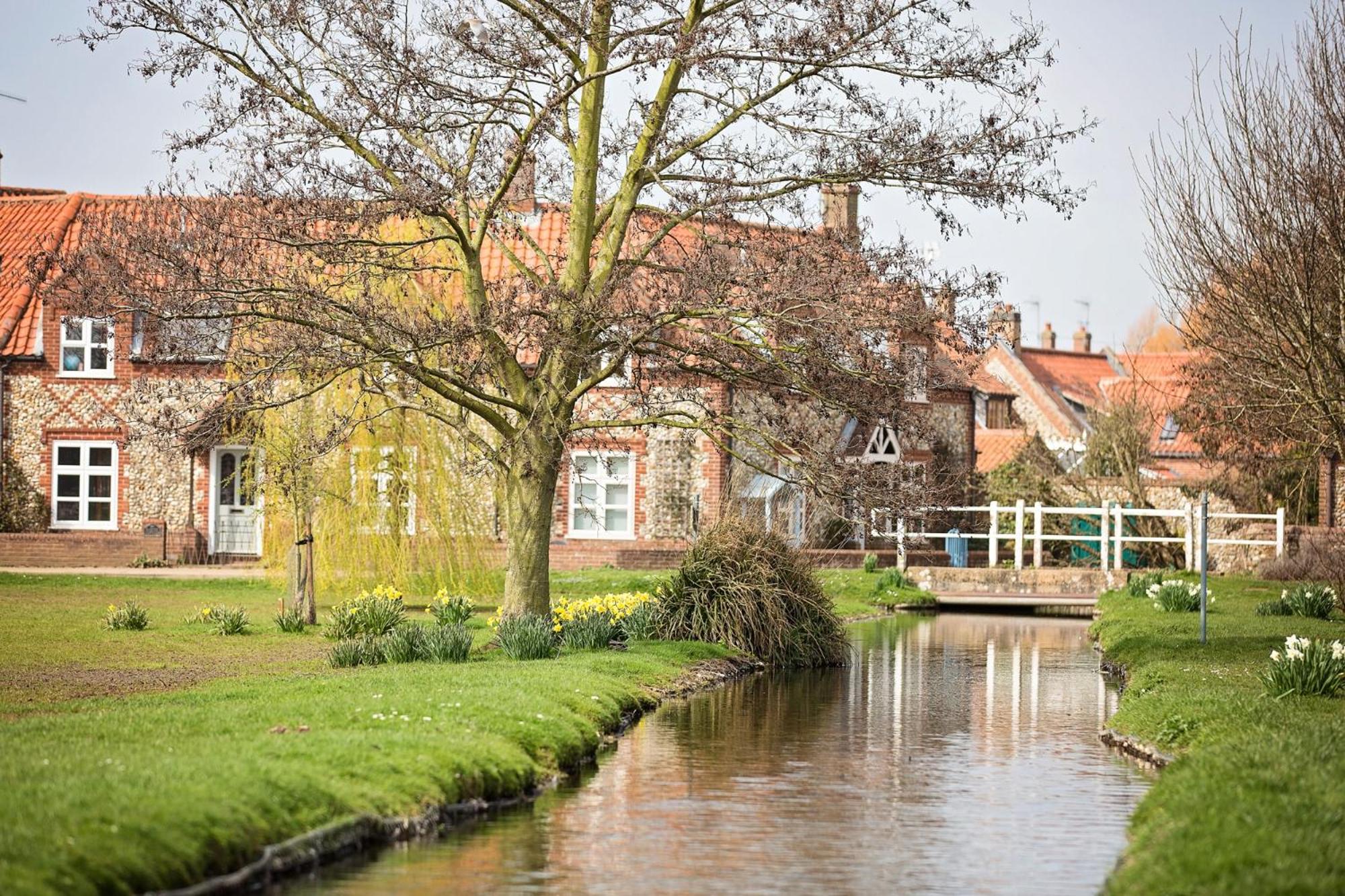 The Ostrich Inn