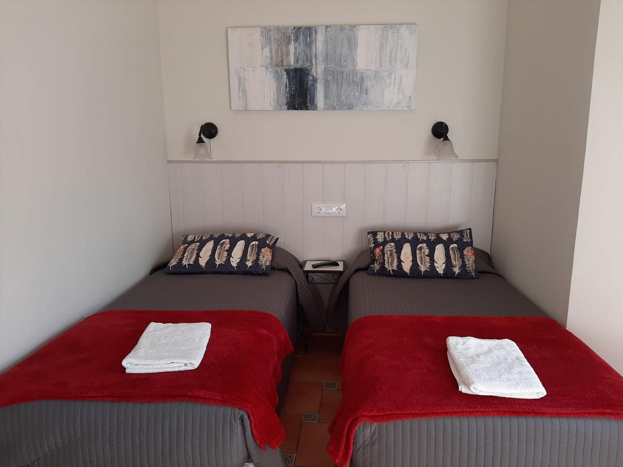 Casa Consell Gran Via, Guest House