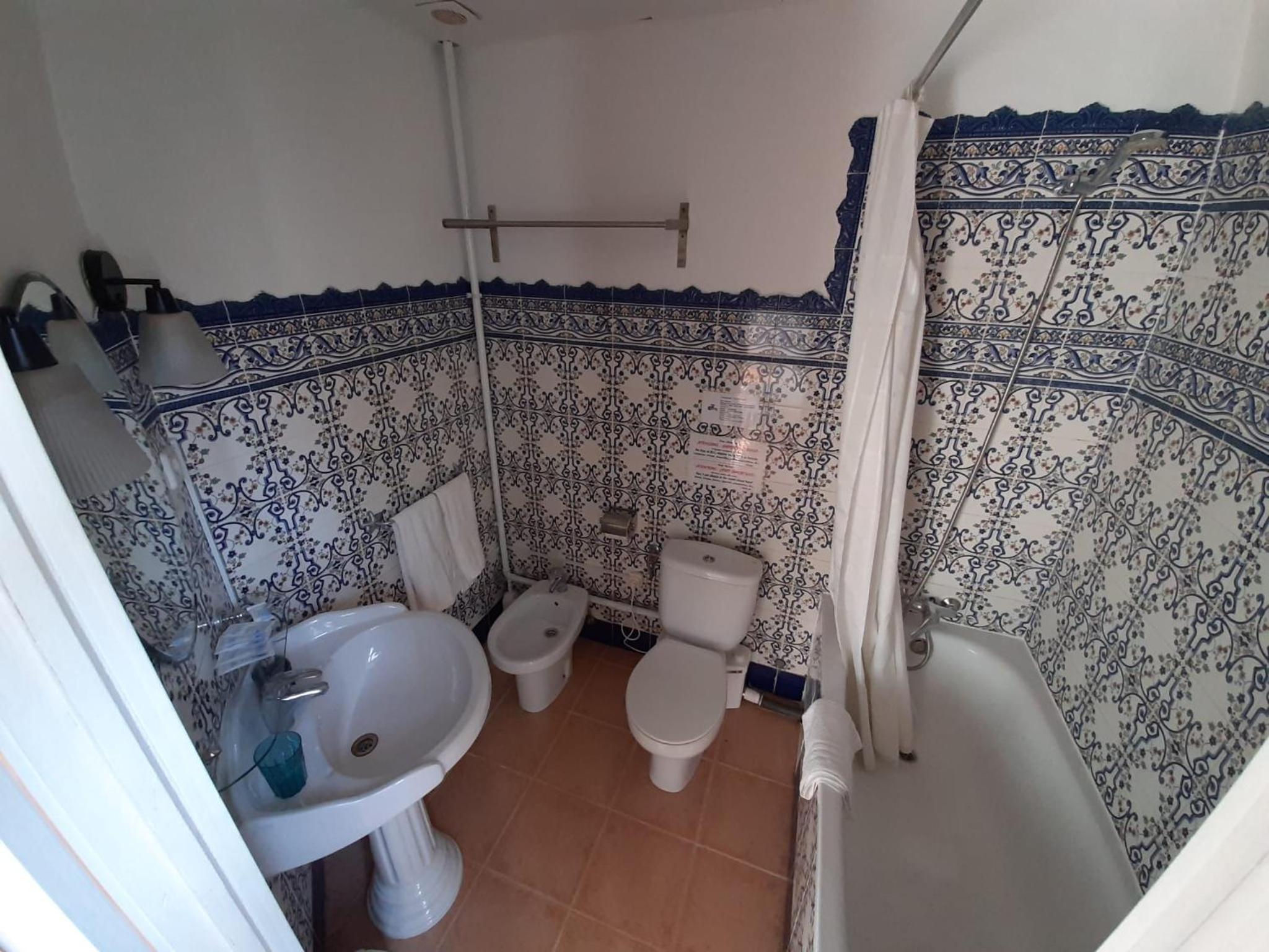 Casa Consell Gran Via, Guest House