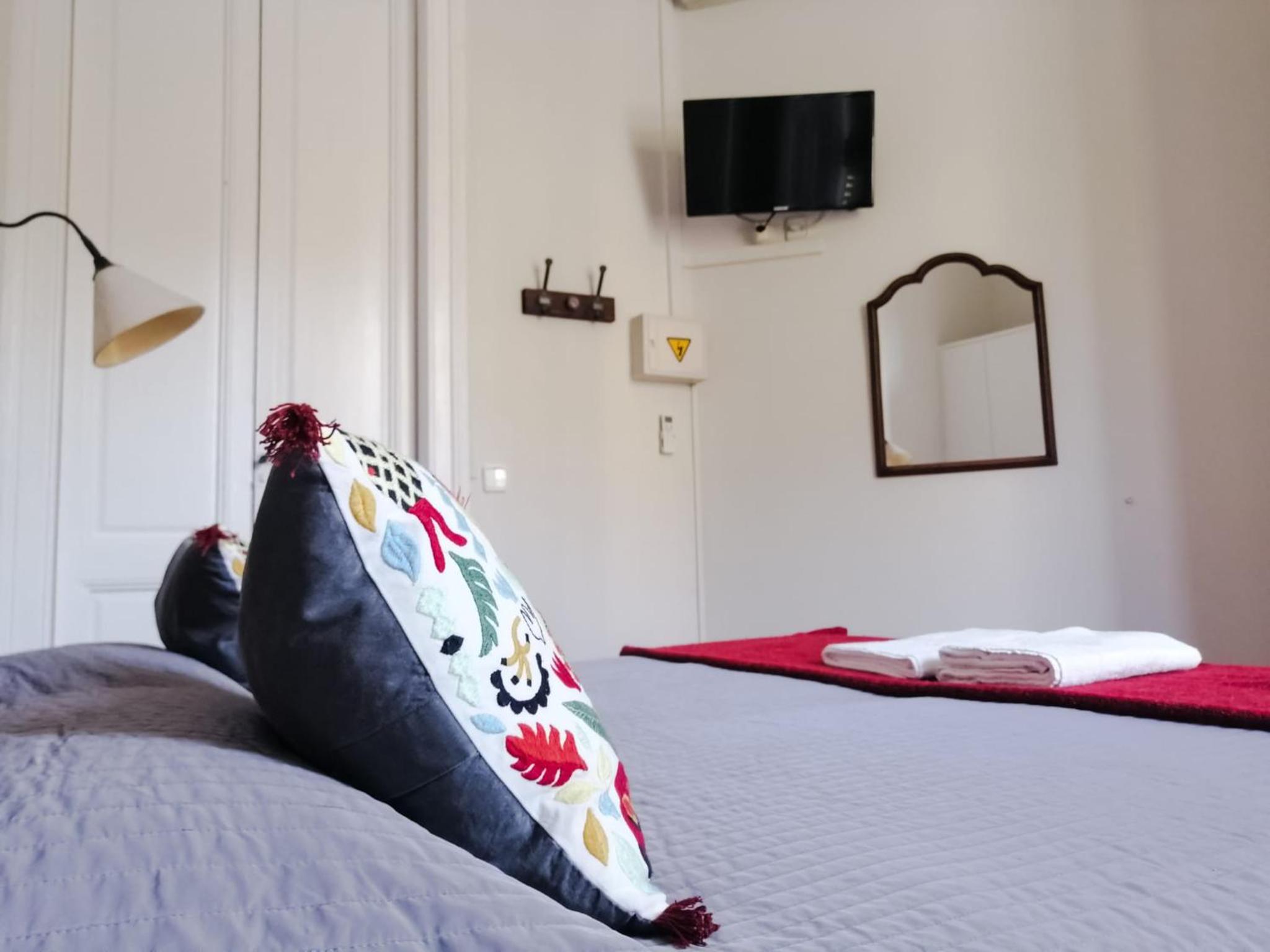 Casa Consell Gran Via, Guest House
