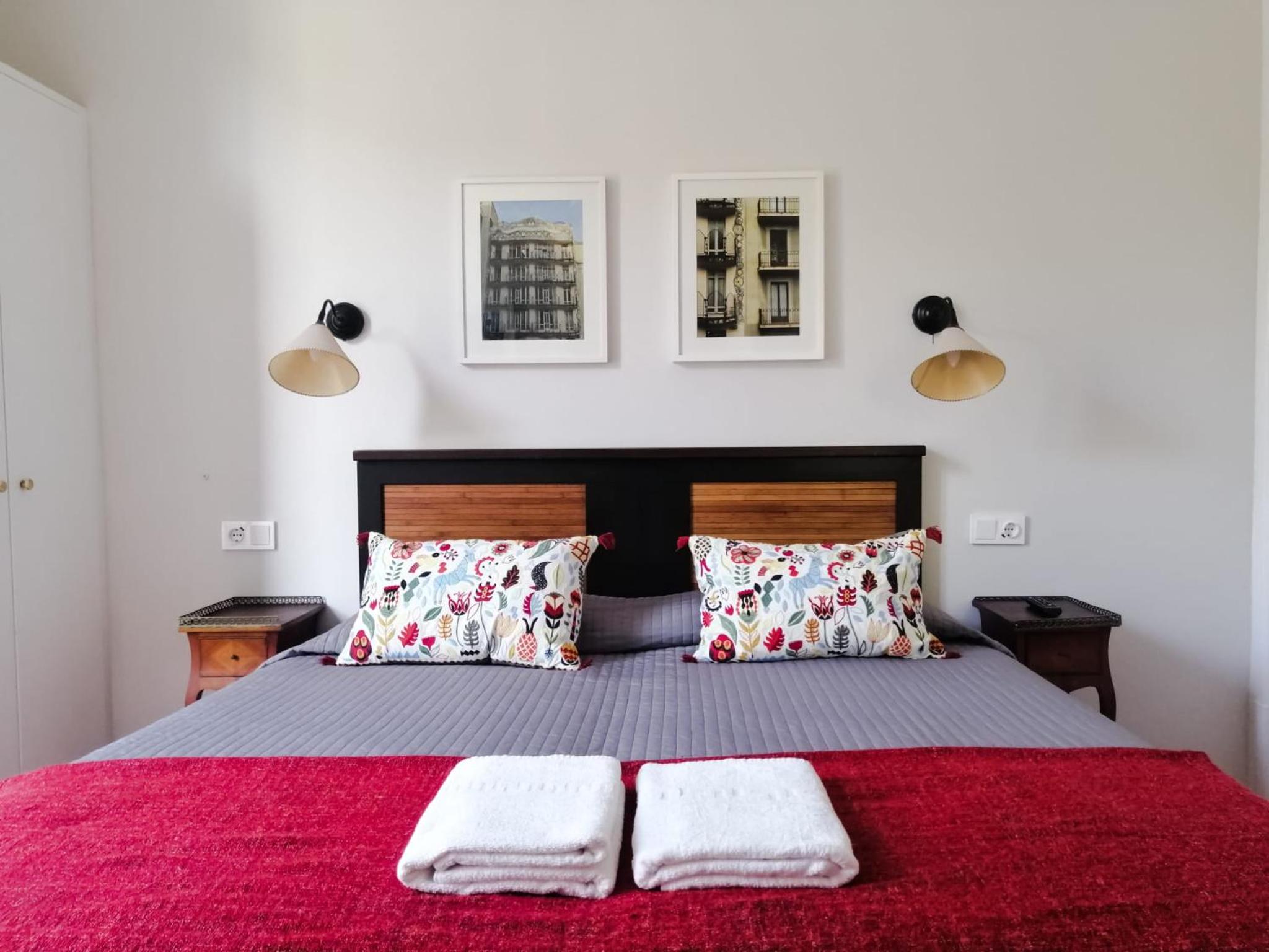 Casa Consell Gran Via, Guest House