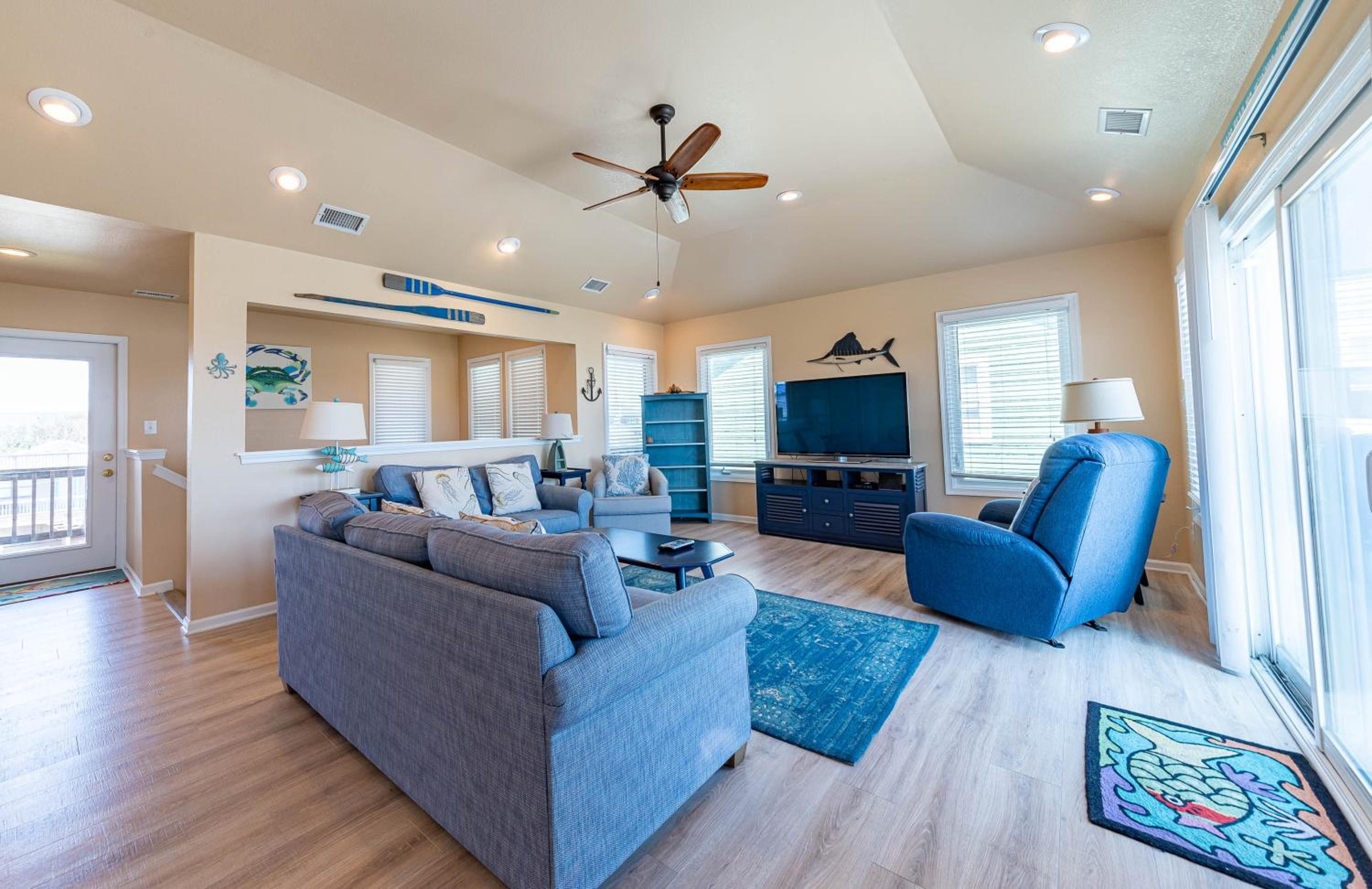 Shorenuff - Nags Head MP 11, Ocean View, Beach 200 Yds, Pool, Hot Tub, Pool Table, YR Flex Stays
