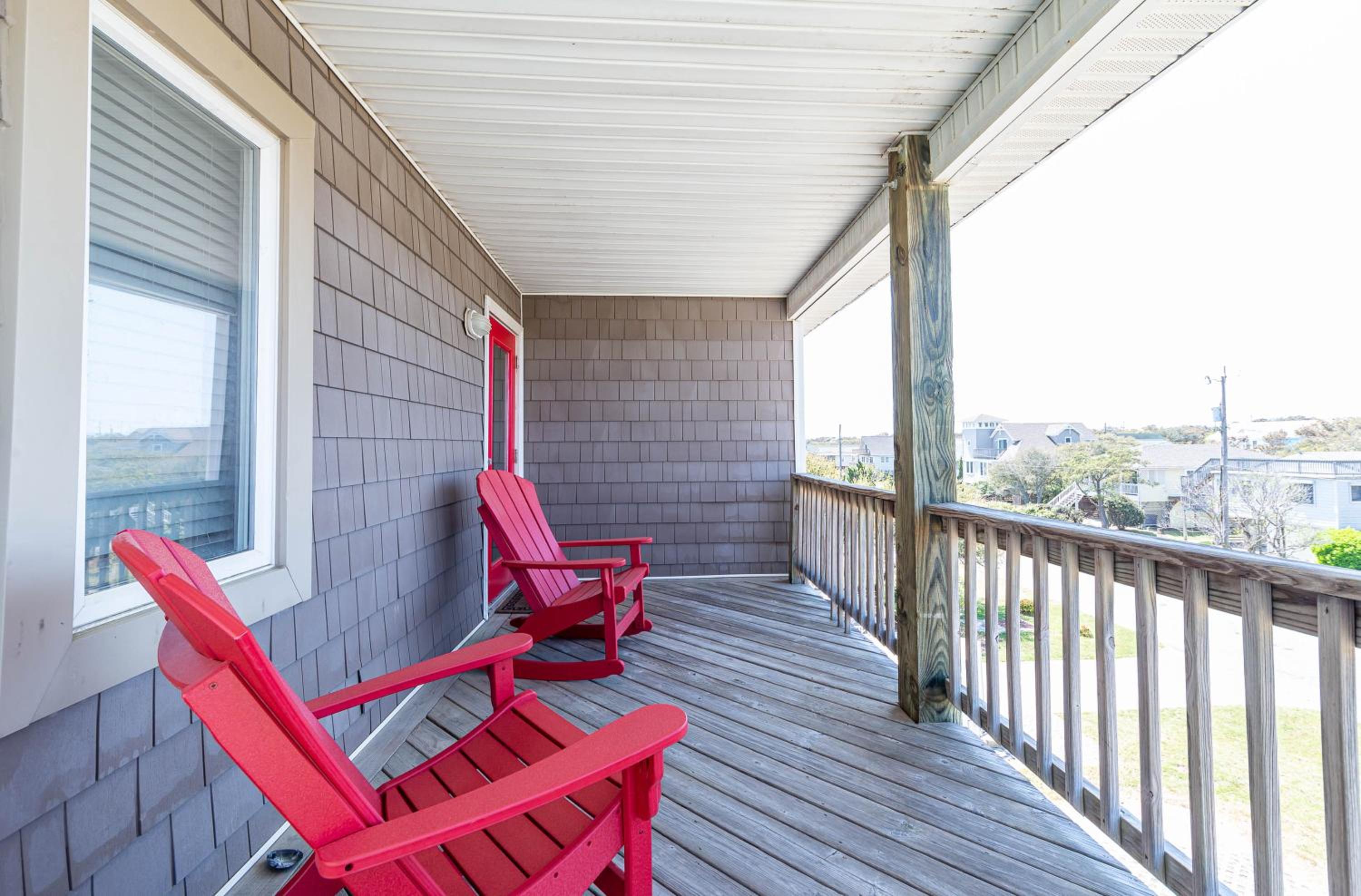 Shorenuff - Nags Head MP 11, Ocean View, Beach 200 Yds, Pool, Hot Tub, Pool Table, YR Flex Stays