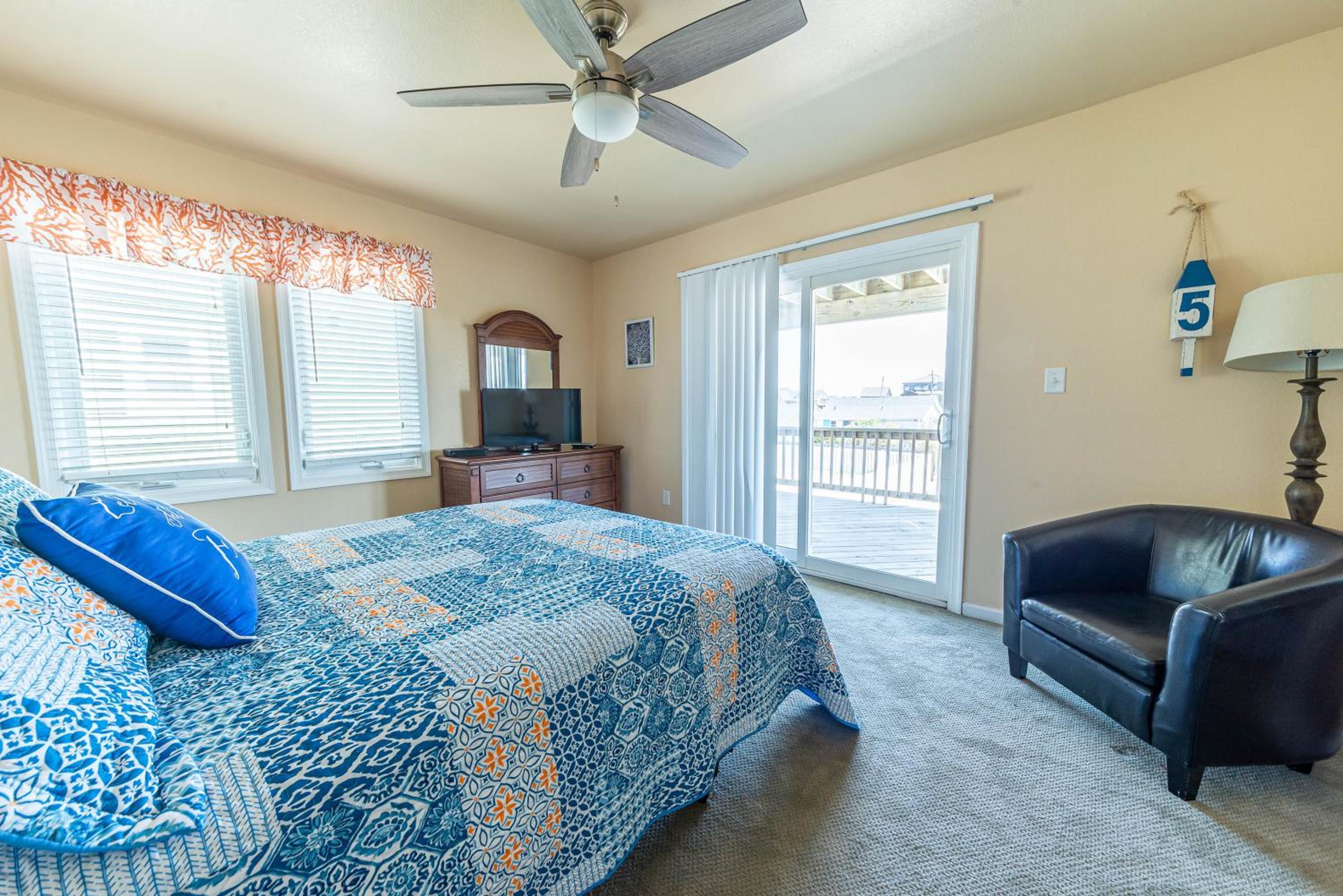 Shorenuff - Nags Head MP 11, Ocean View, Beach 200 Yds, Pool, Hot Tub, Pool Table, YR Flex Stays