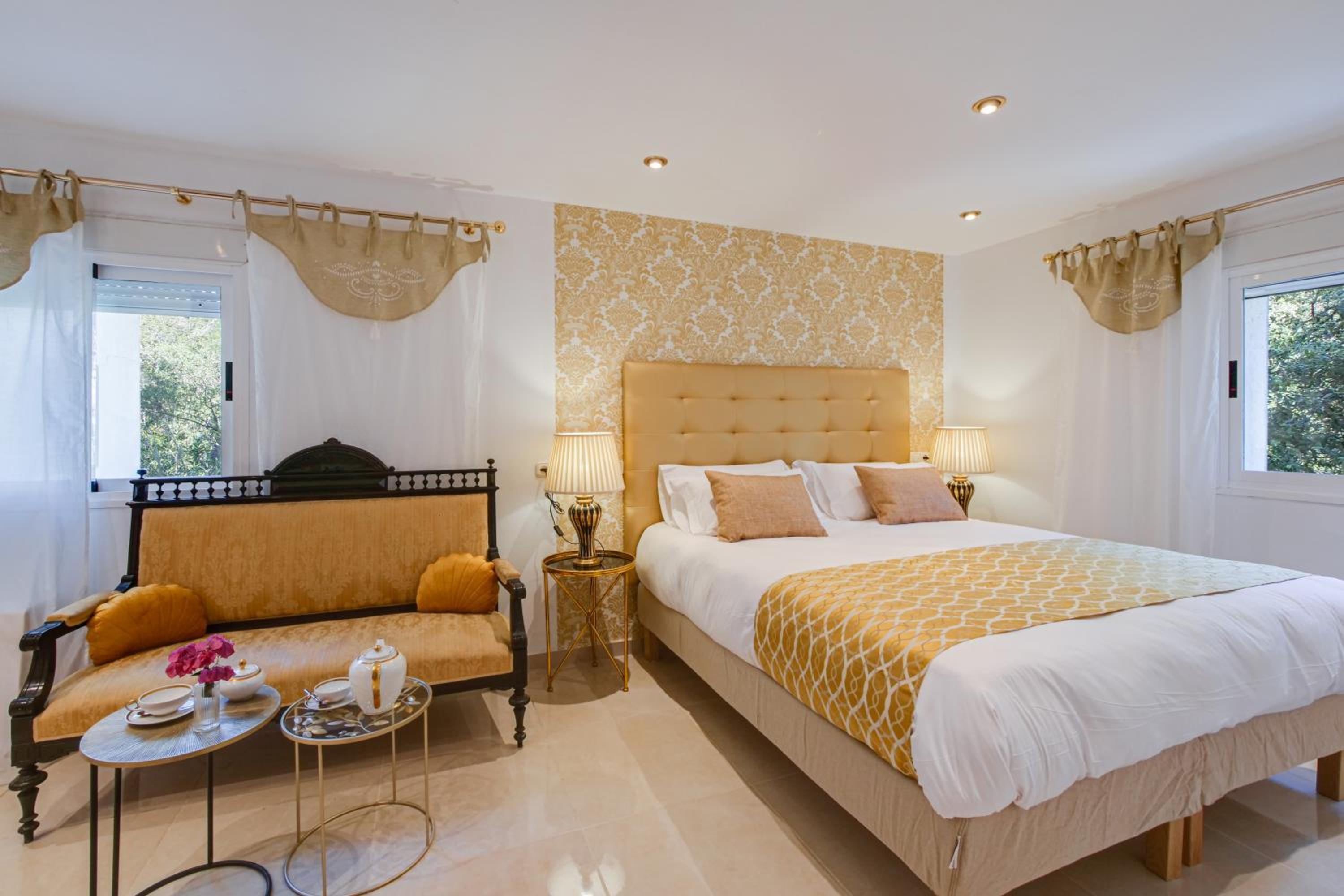 hotel room