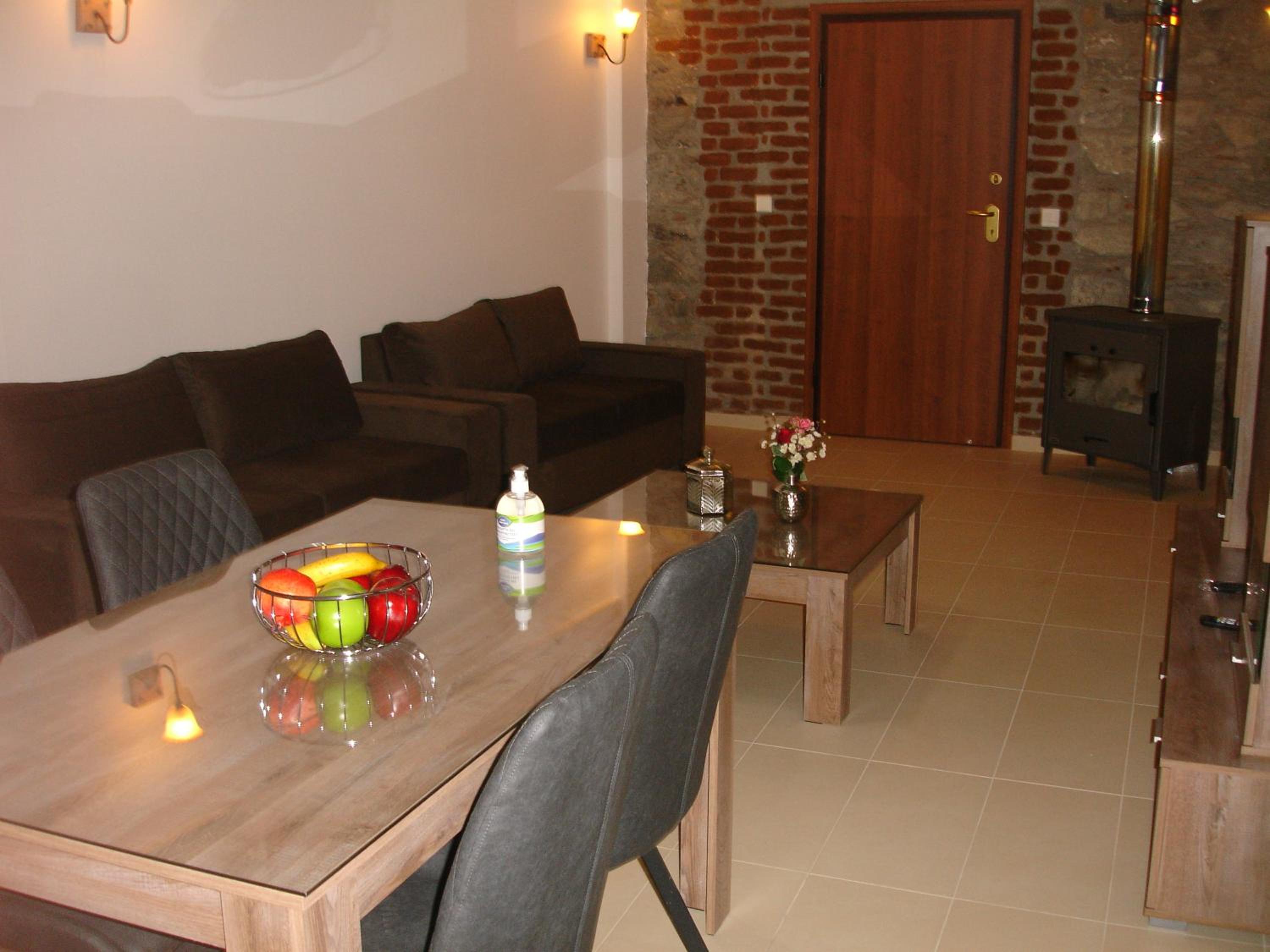 Love Holiday Suite 1