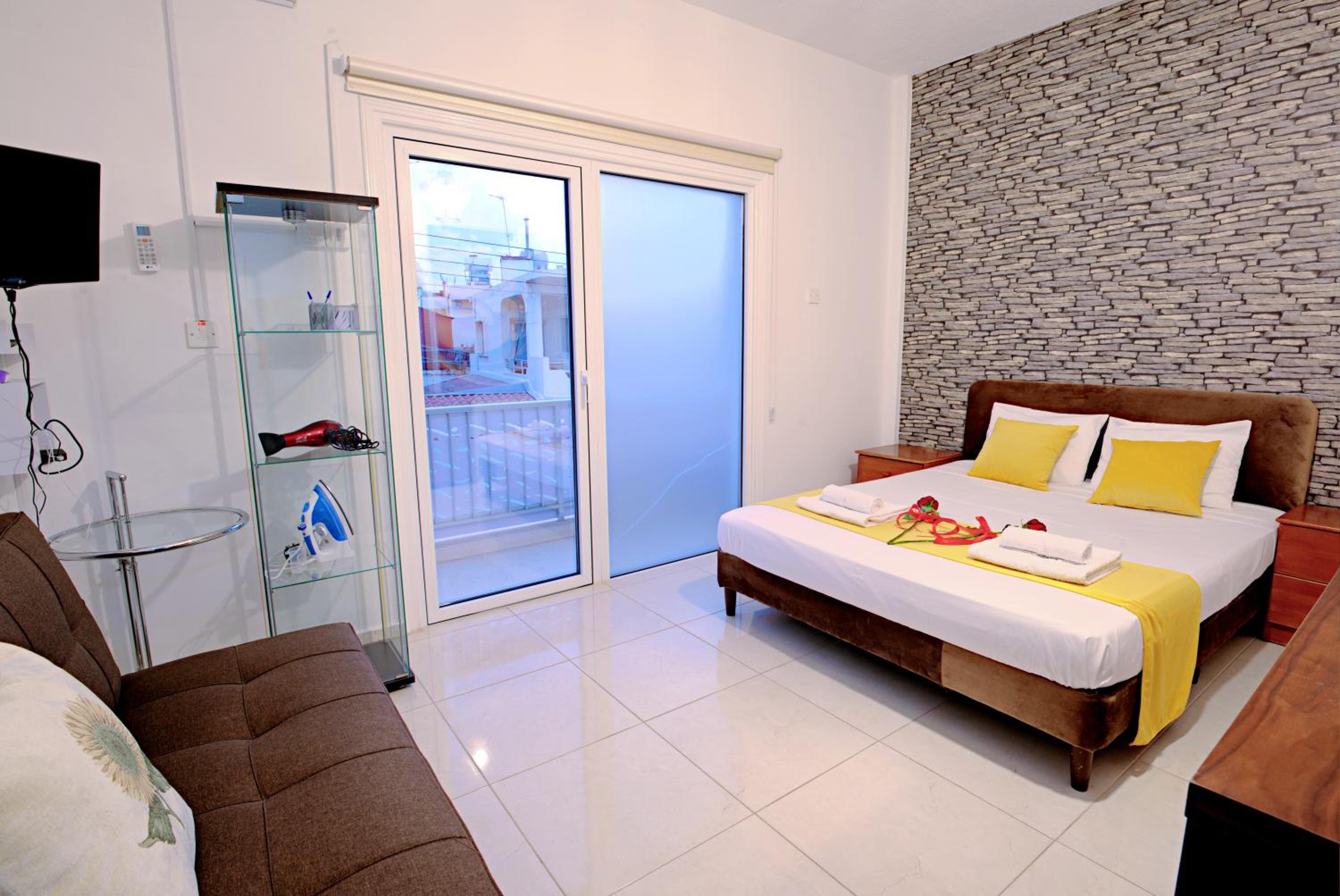 Pieris Apartments