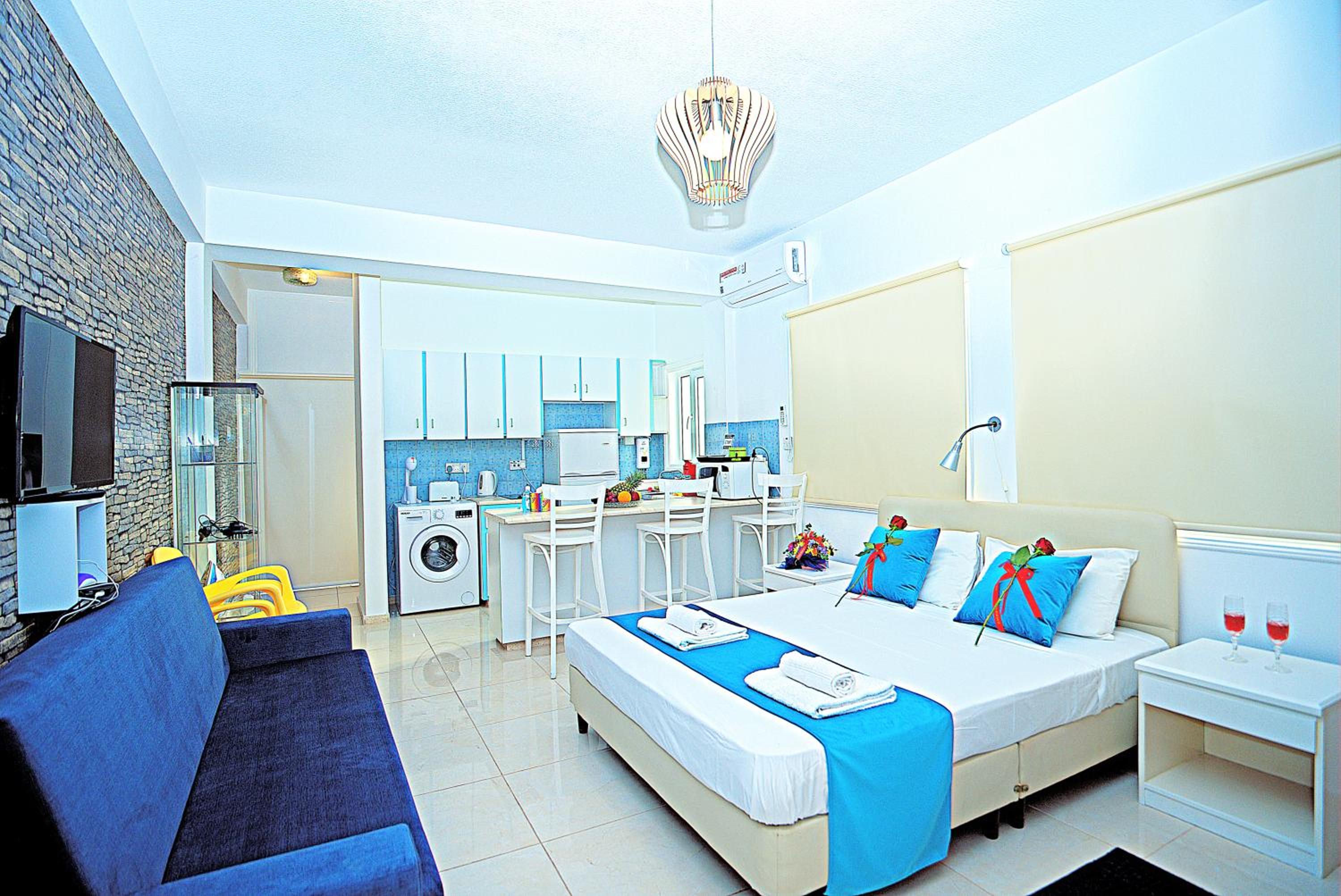 Pieris Apartments