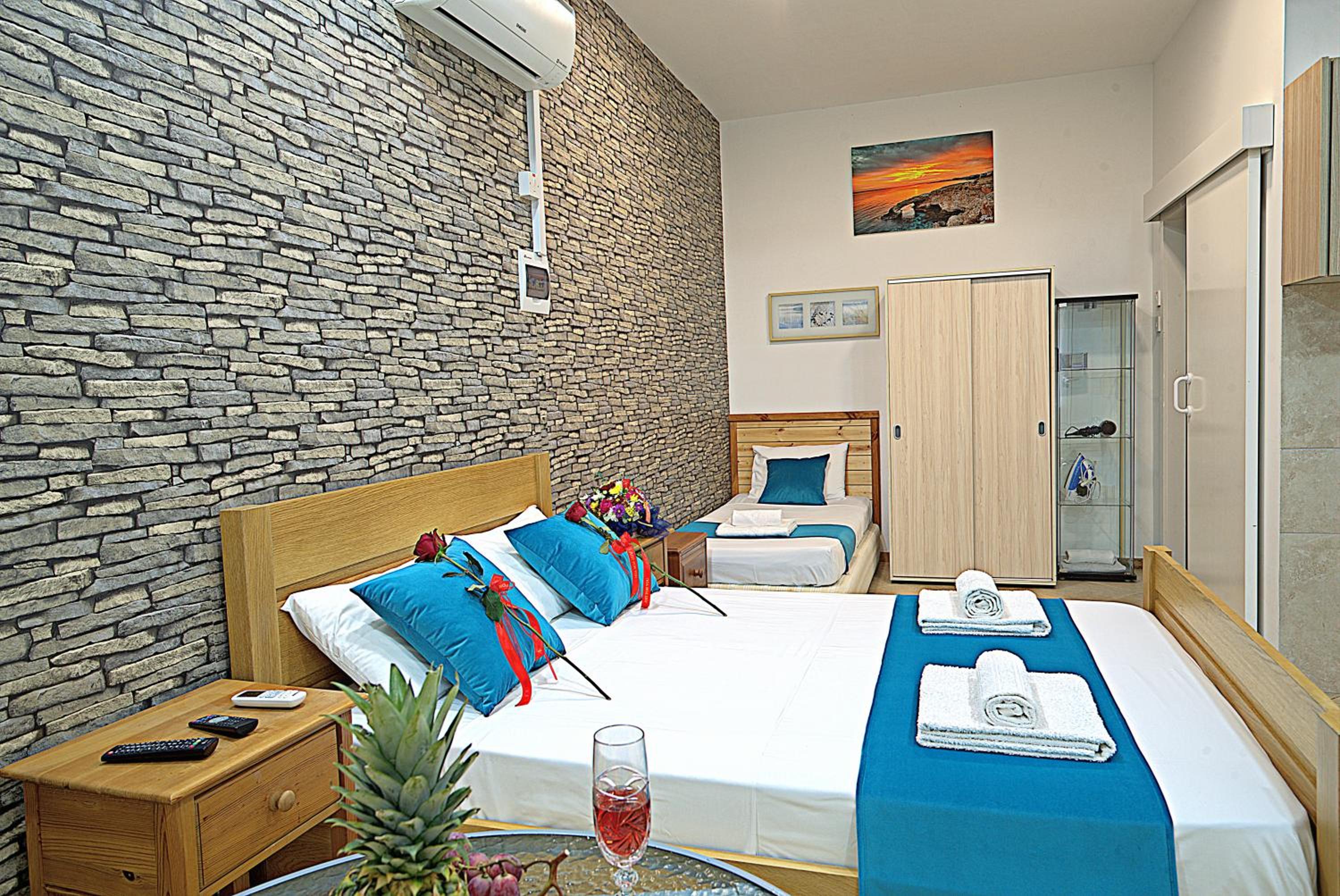 Pieris Apartments