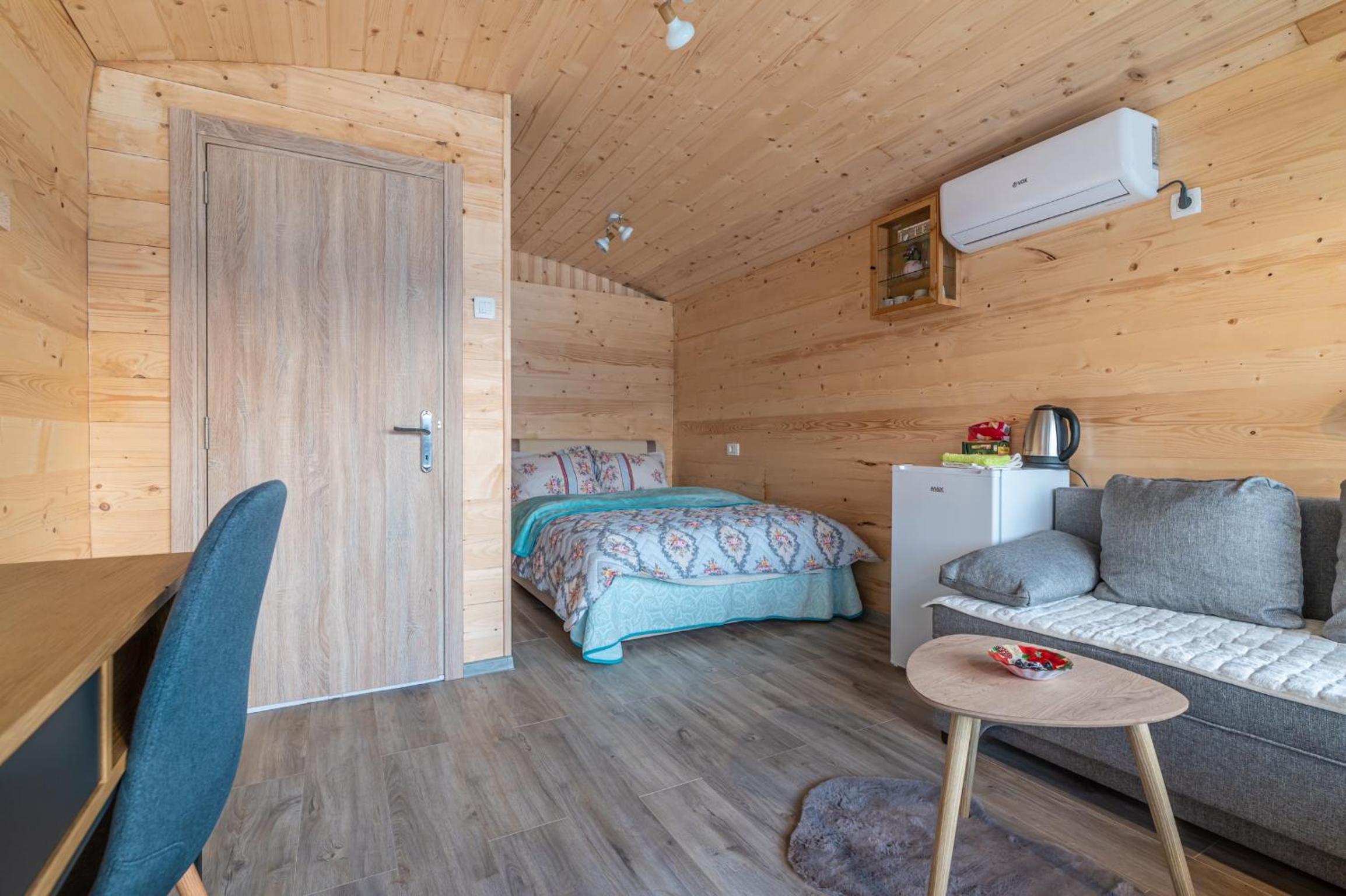 Studio apartment Djole view 3