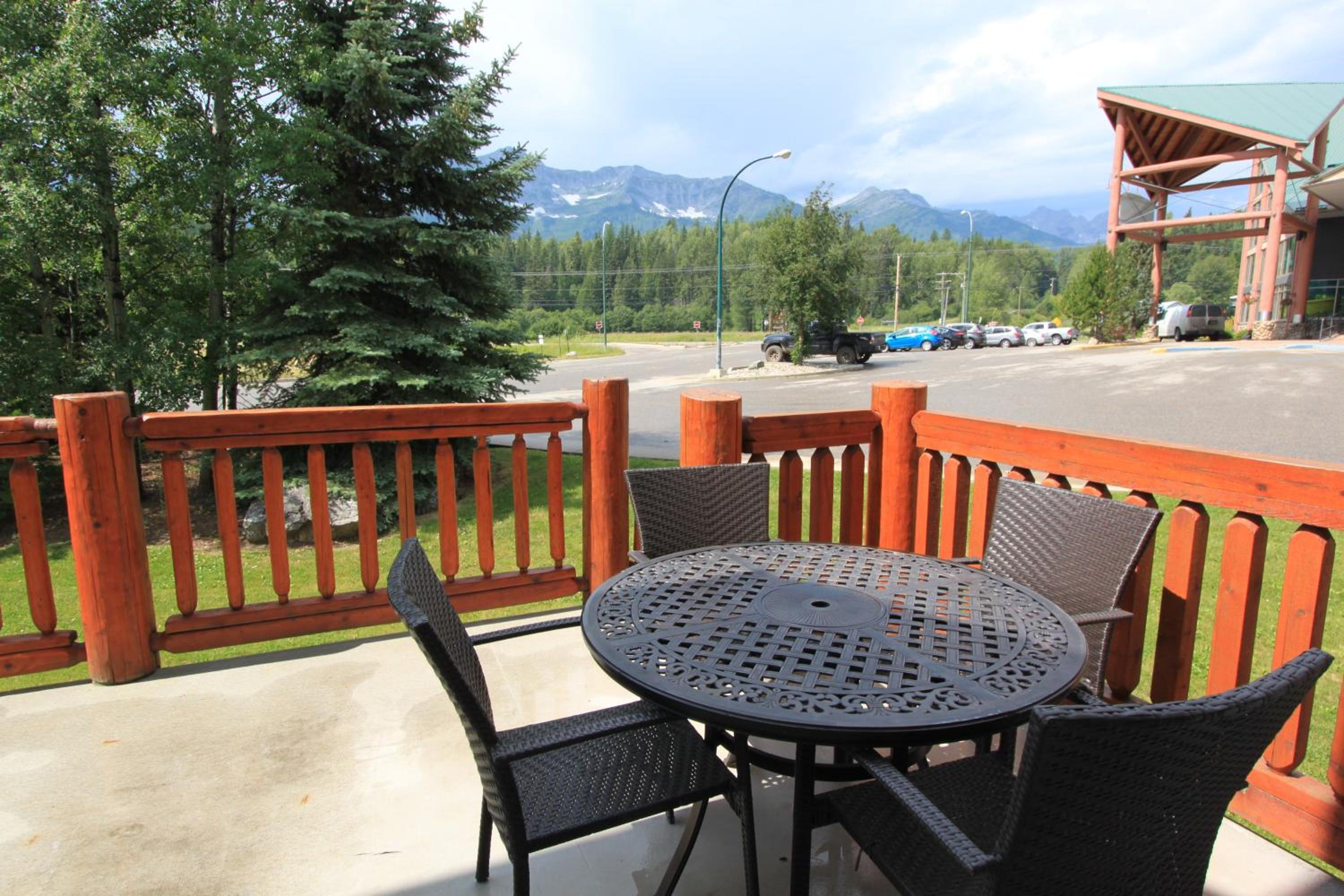 Riverside Condos by Fernie Central Reservations