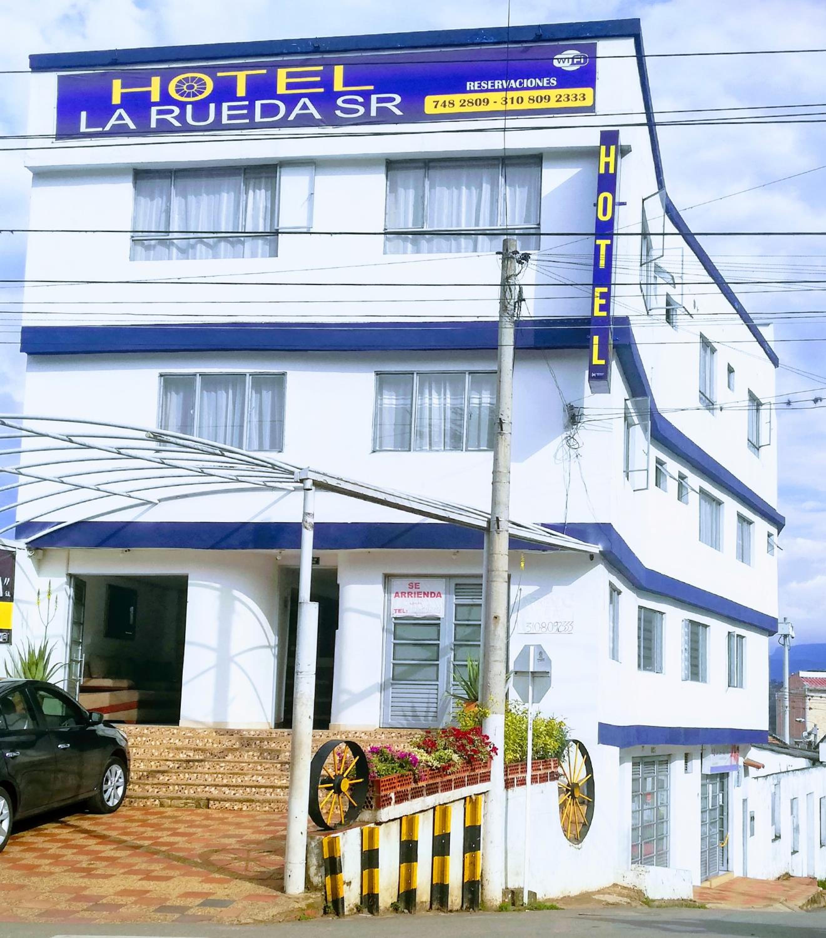 HOTEL LA RUEDA SR - Image 1