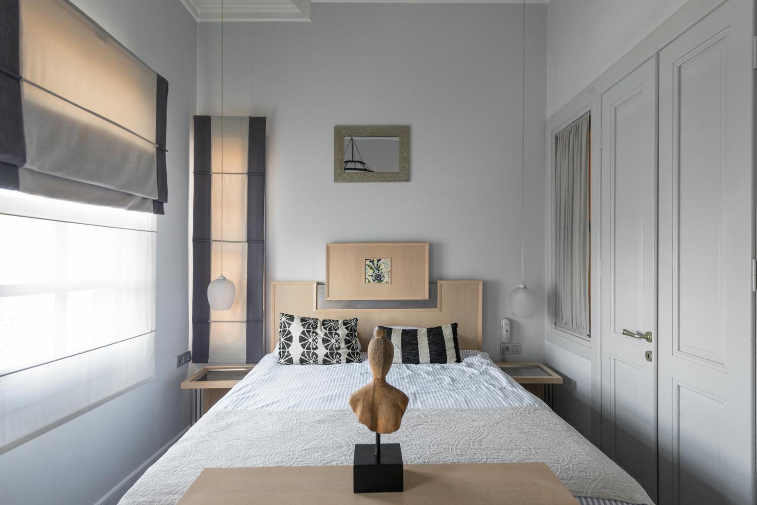 Delight Deluxe Hotel - Image 82