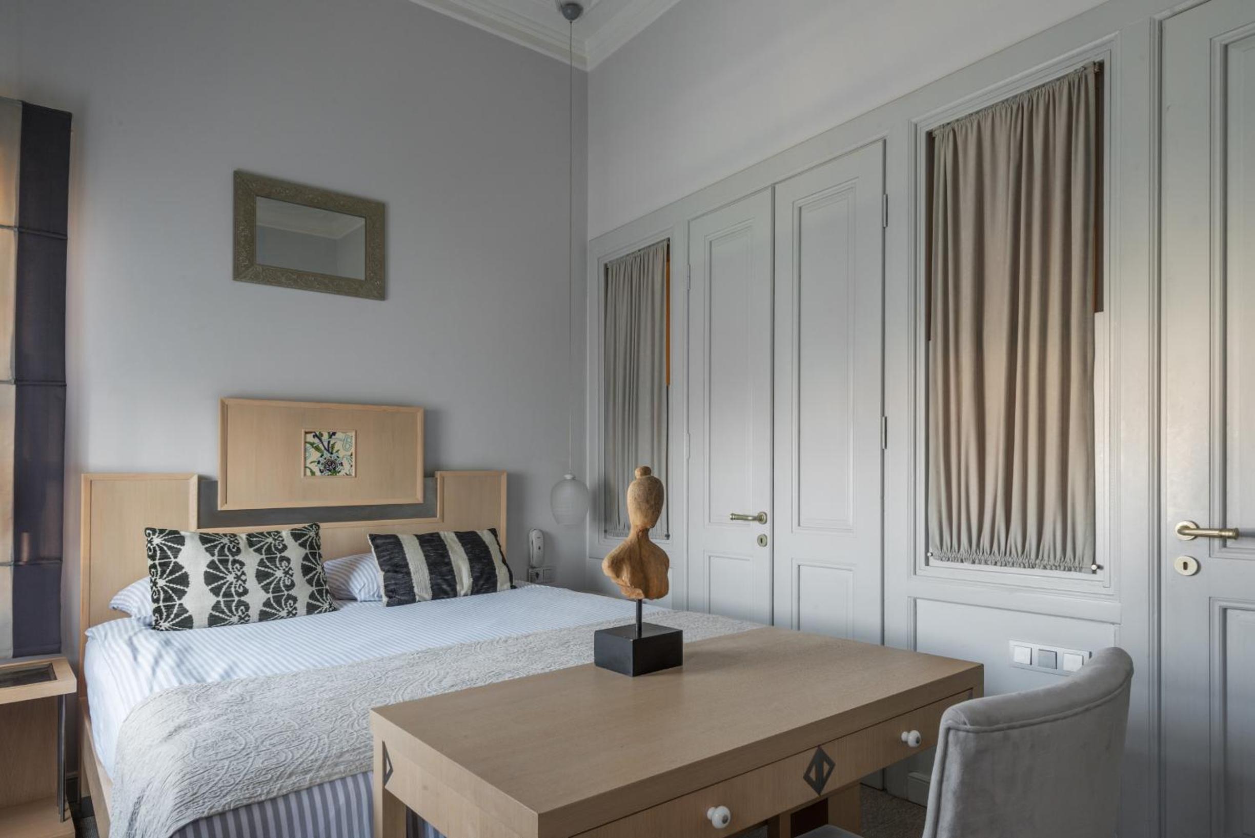 Delight Deluxe Hotel - Image 85